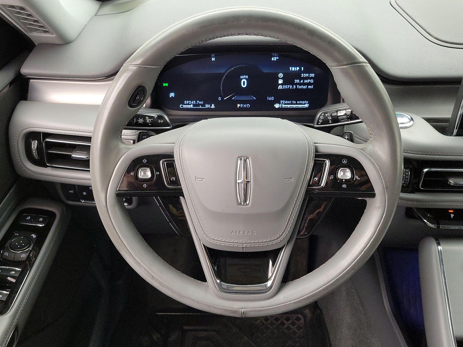 Thumbnail: 2020 Lincoln Aviator - 10