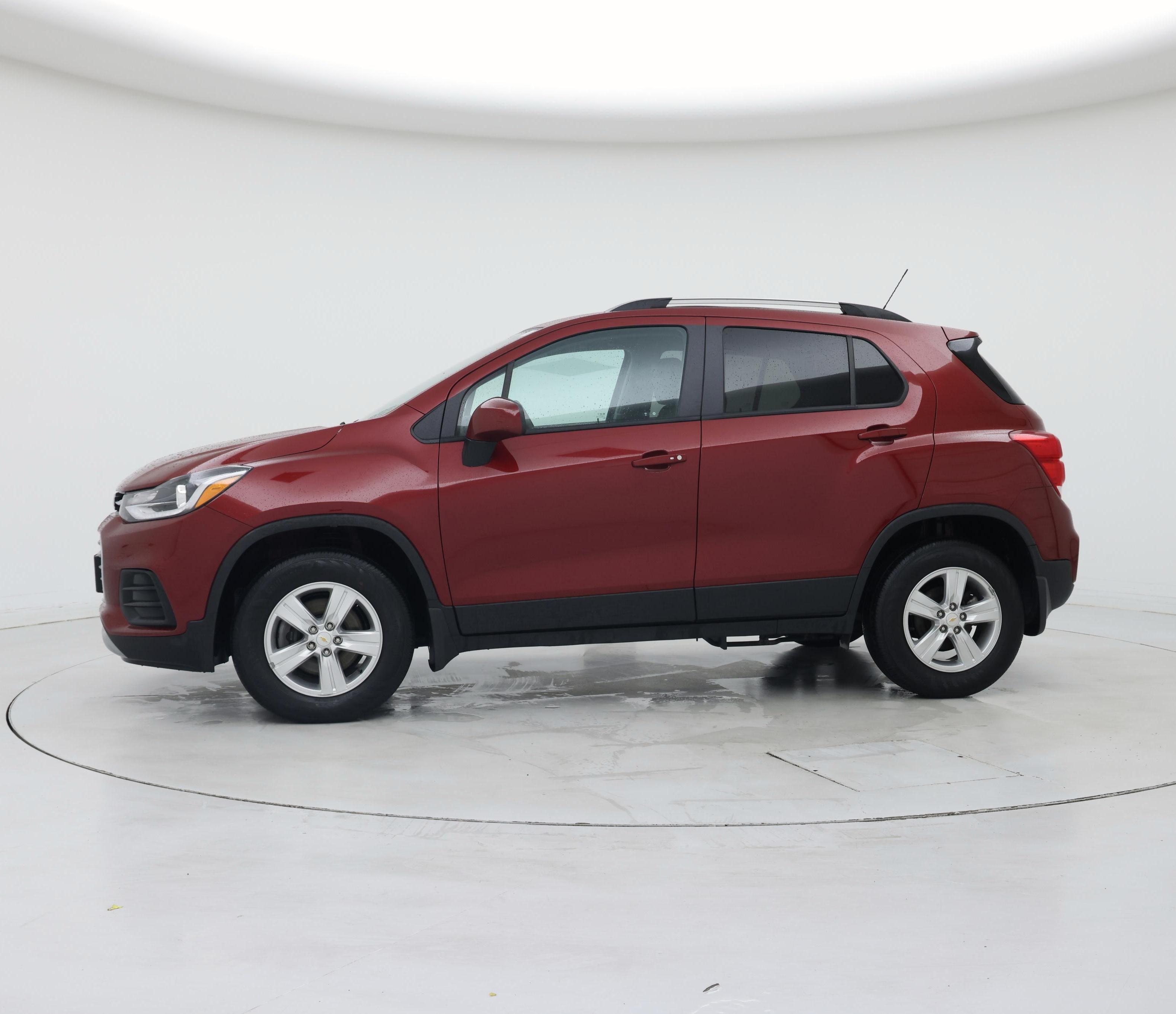 Thumbnail: 2021 Chevrolet Trax - 3