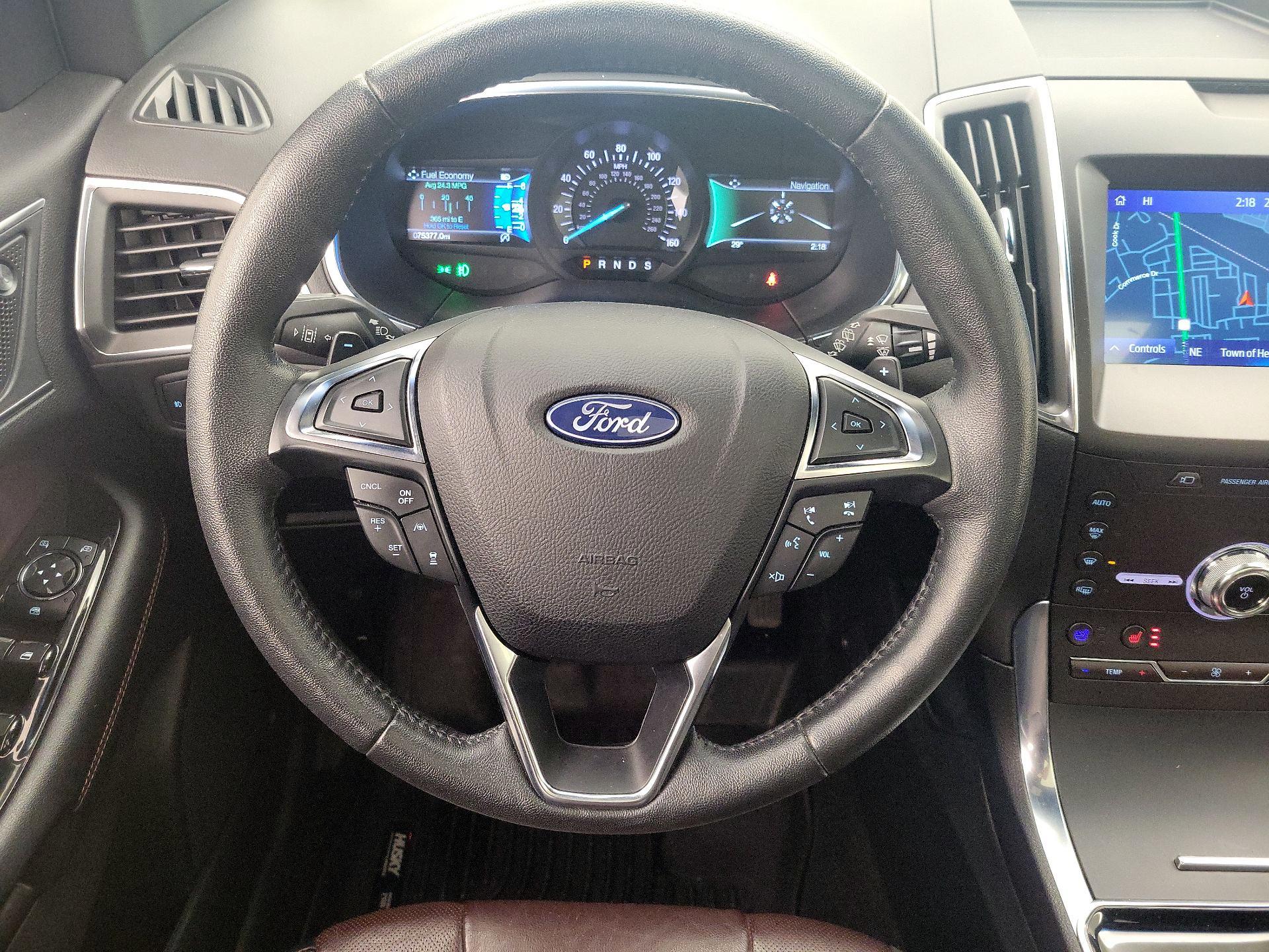 Thumbnail: 2020 Ford Edge - 10