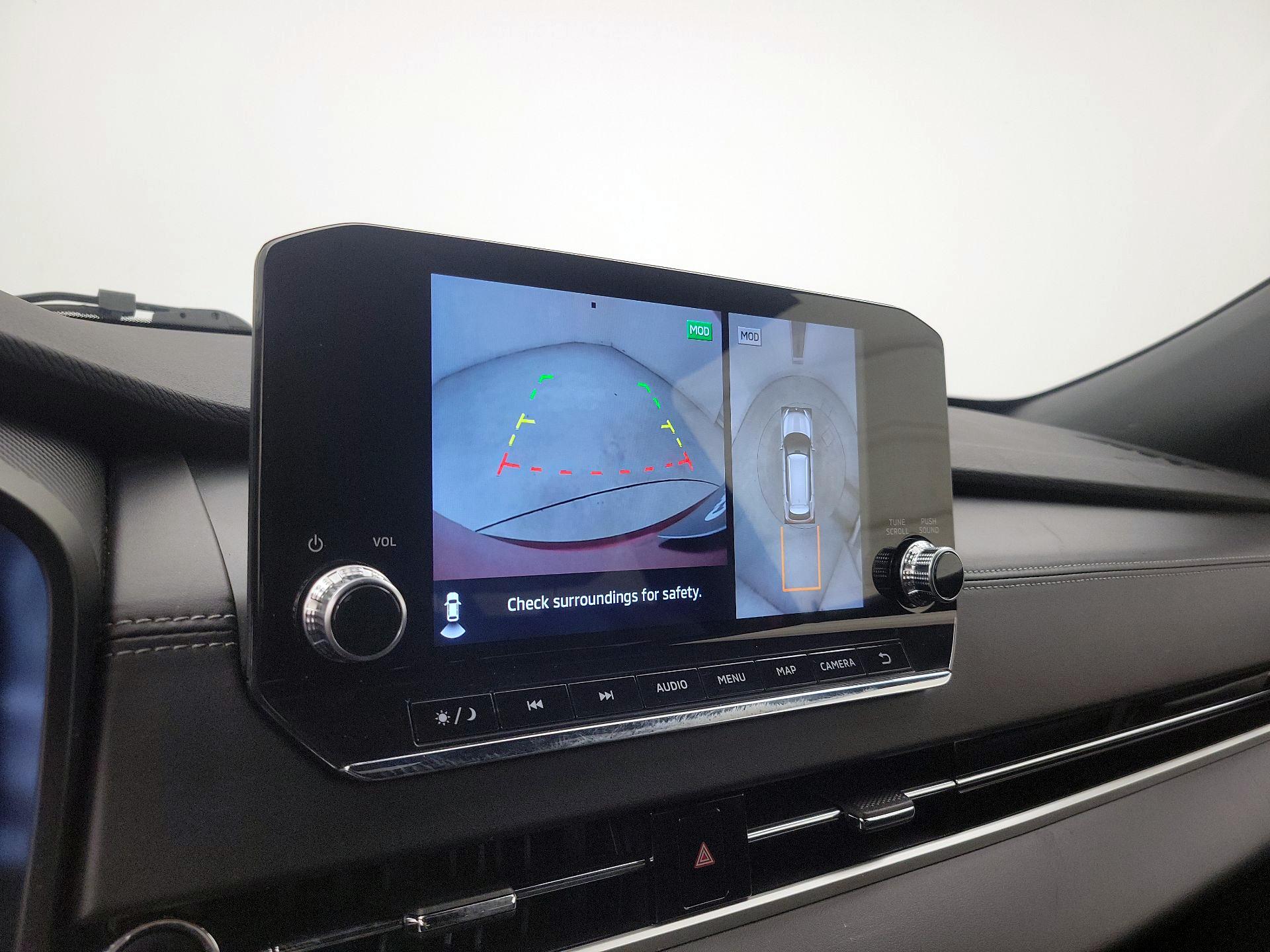 Thumbnail: 2024 Mitsubishi Outlander - 15