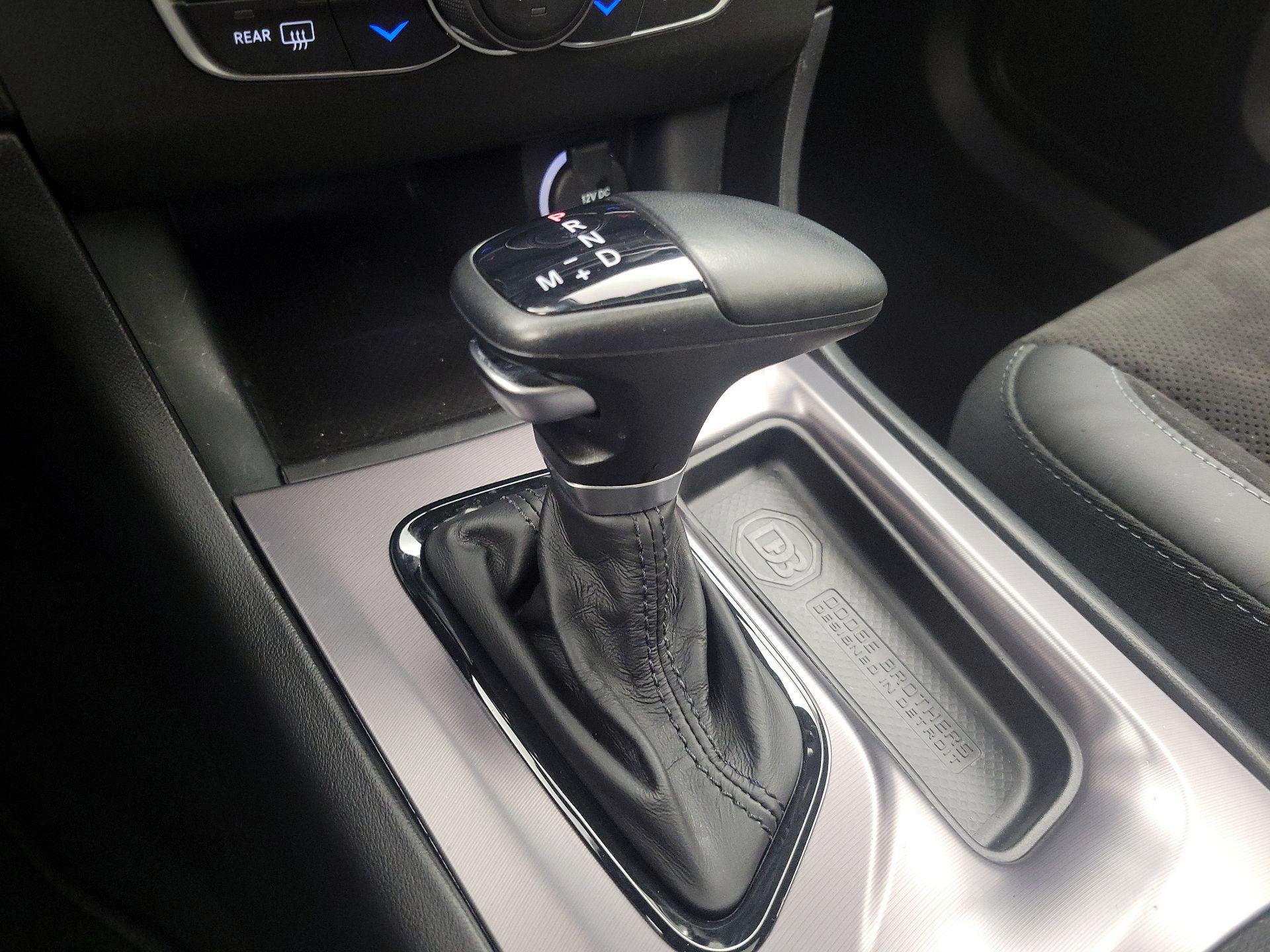 Thumbnail: 2022 Dodge Charger - 16