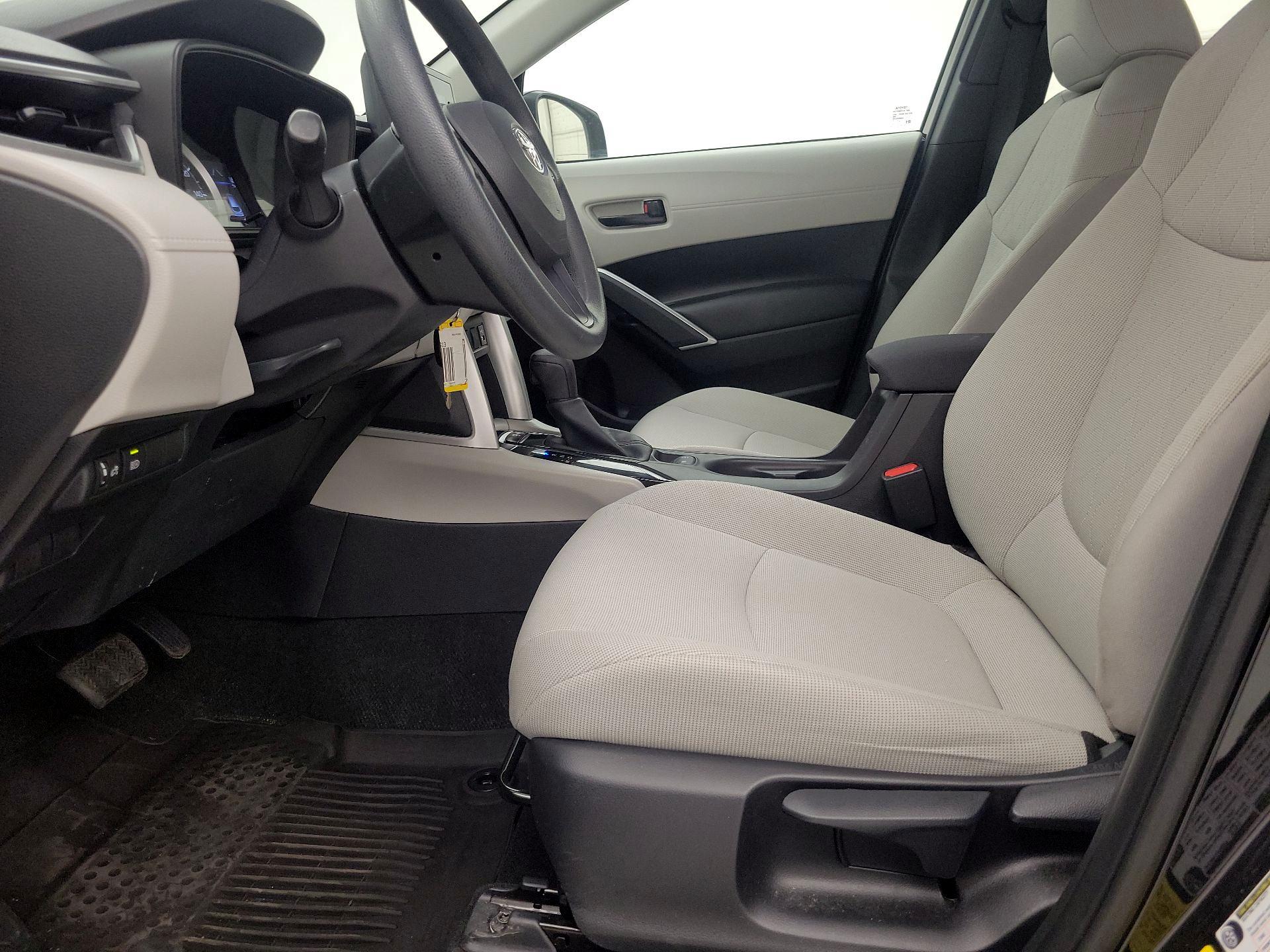 Thumbnail: 2022 Toyota Corolla Cross - 11