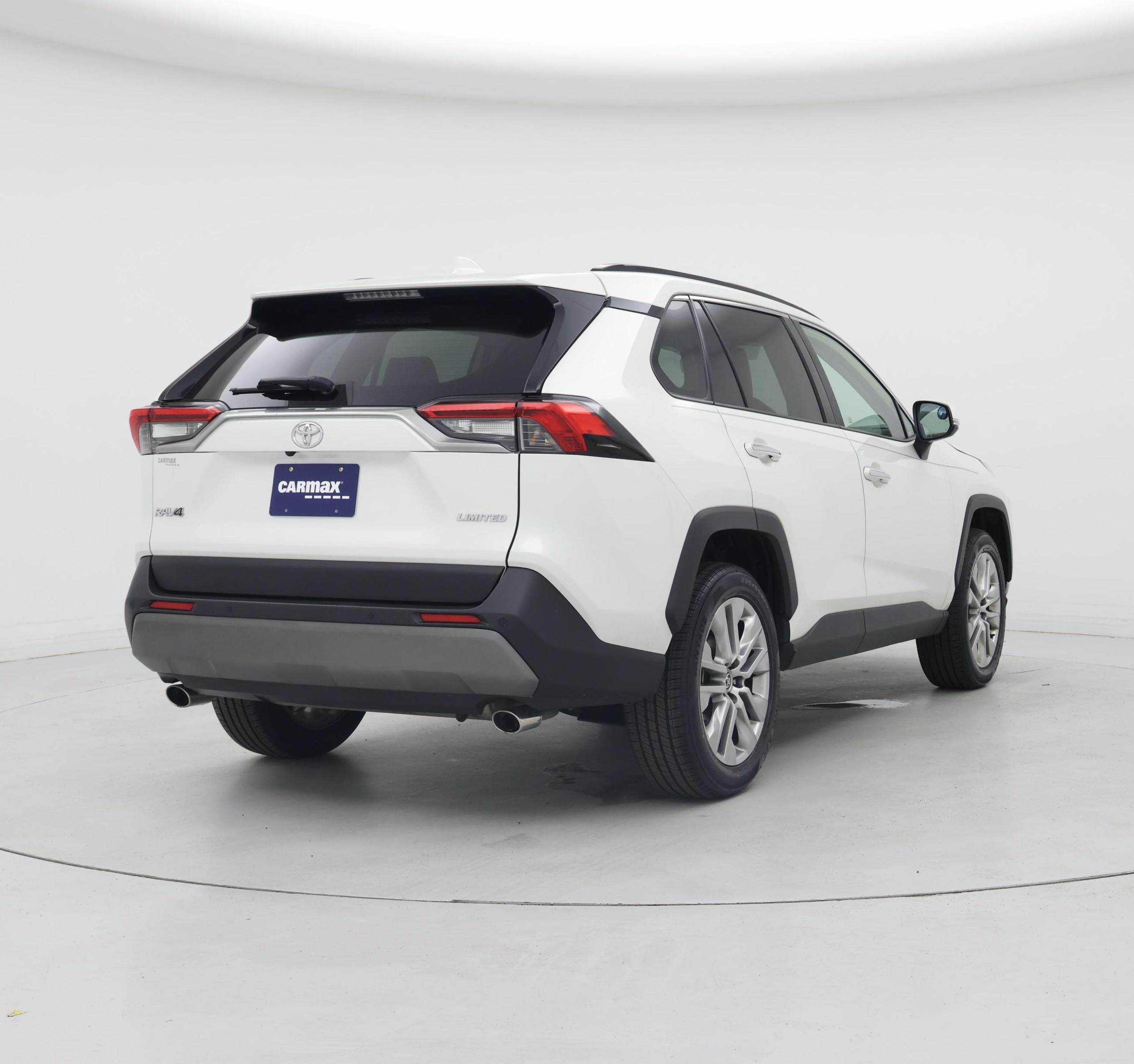 Thumbnail: 2020 Toyota RAV4 - 8