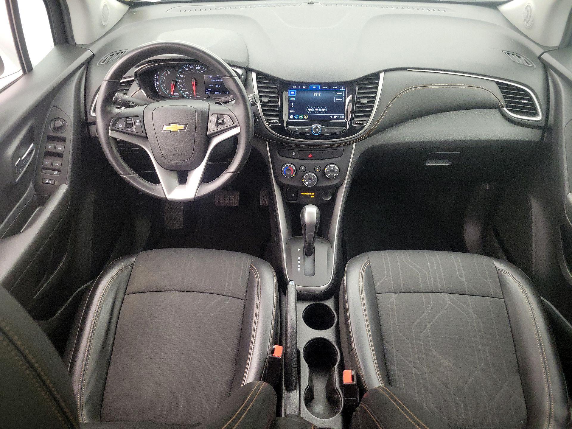 Thumbnail: 2018 Chevrolet Trax - 9