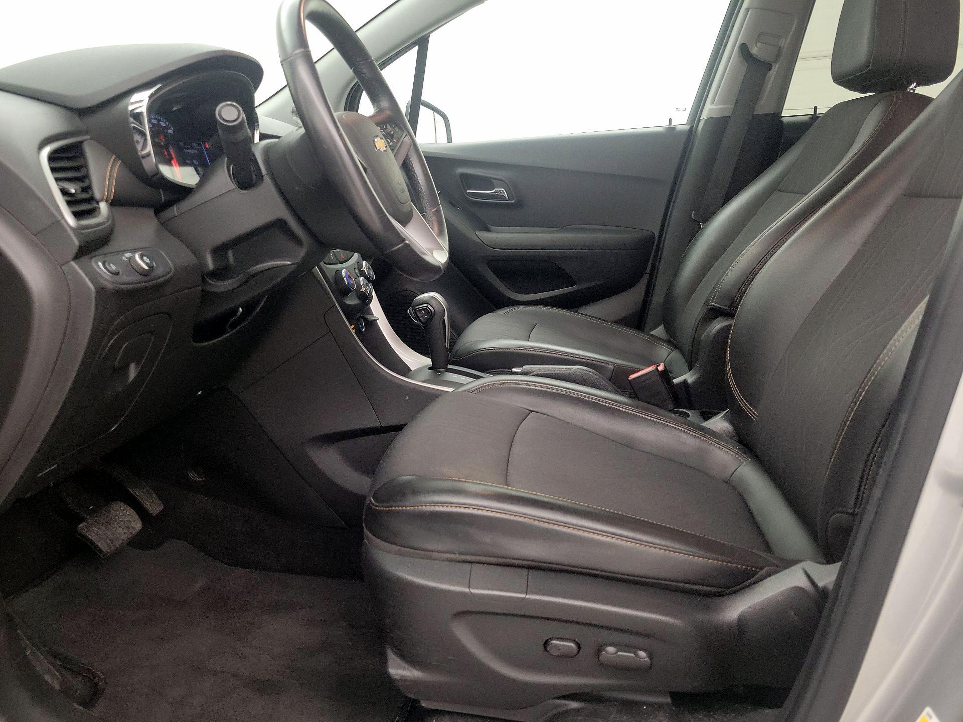 Thumbnail: 2018 Chevrolet Trax - 11