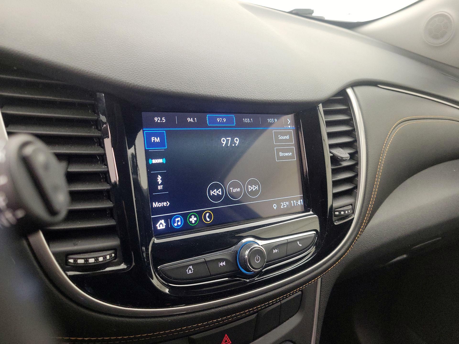 Thumbnail: 2018 Chevrolet Trax - 15