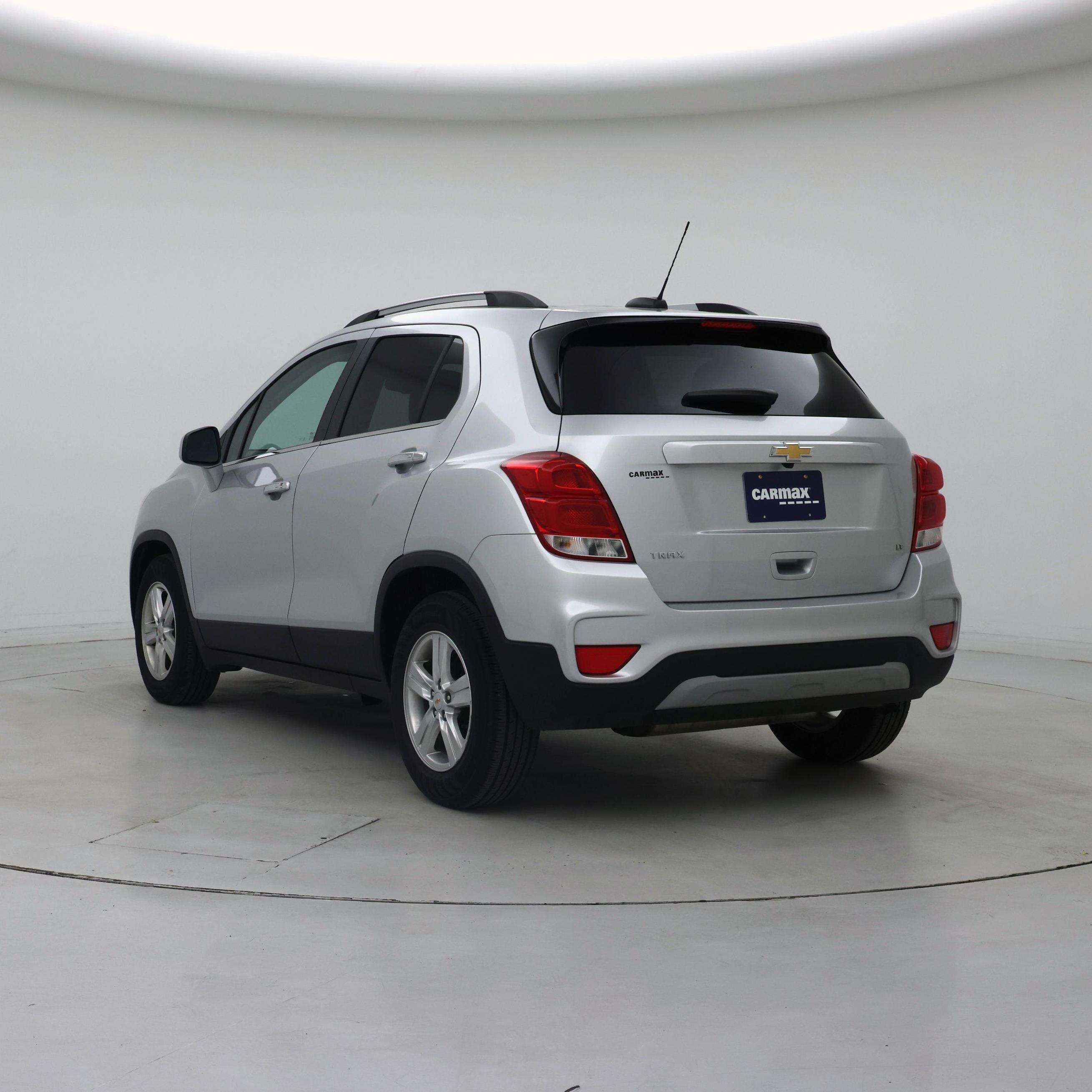 Thumbnail: 2018 Chevrolet Trax - 2