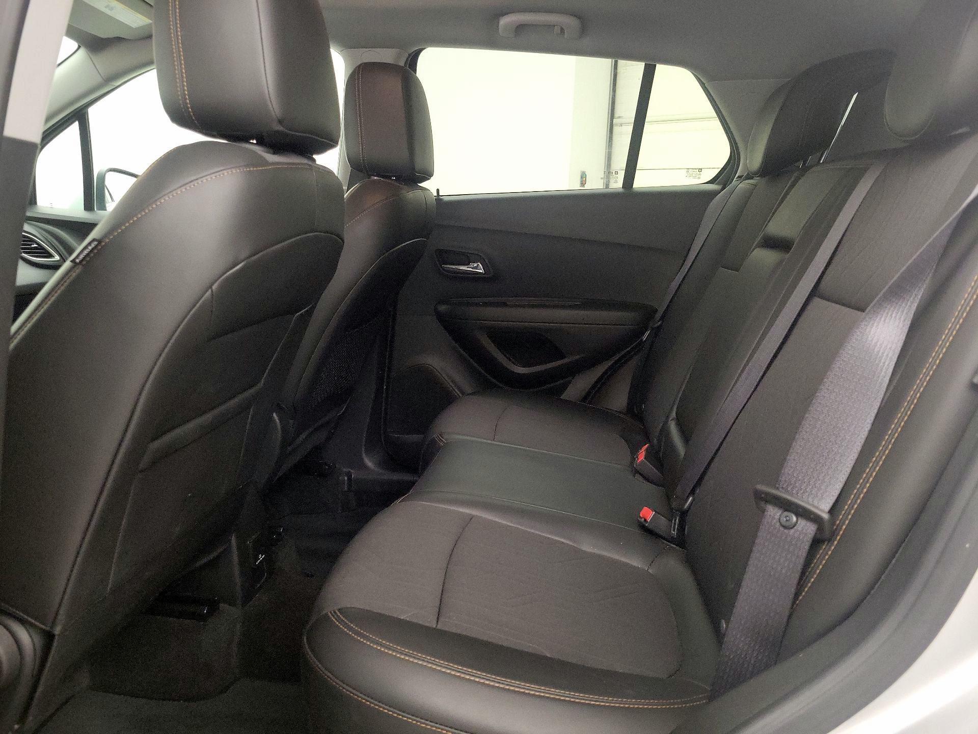 Thumbnail: 2018 Chevrolet Trax - 19