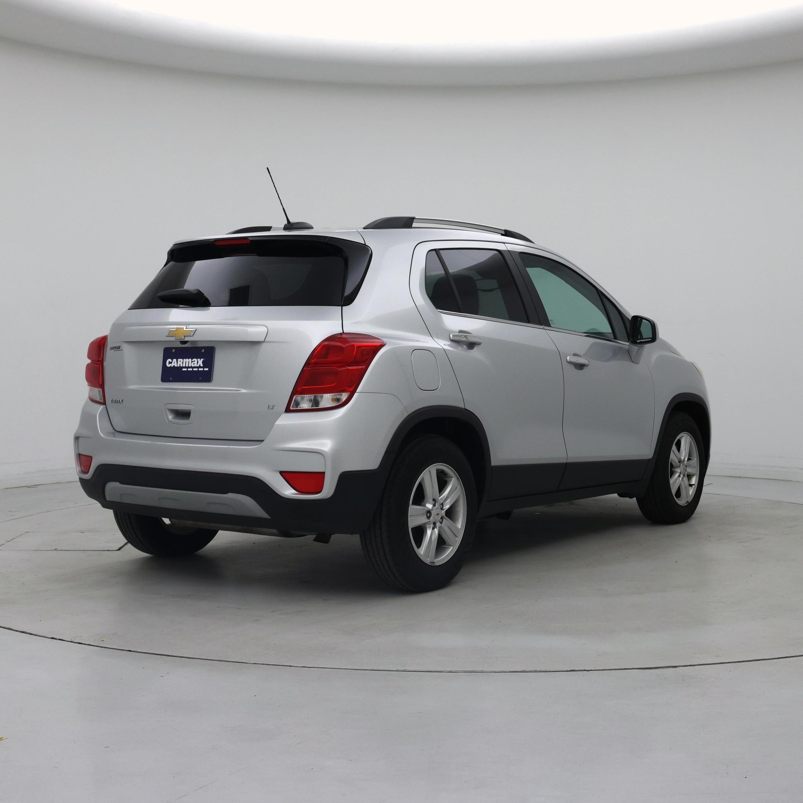 Thumbnail: 2018 Chevrolet Trax - 8