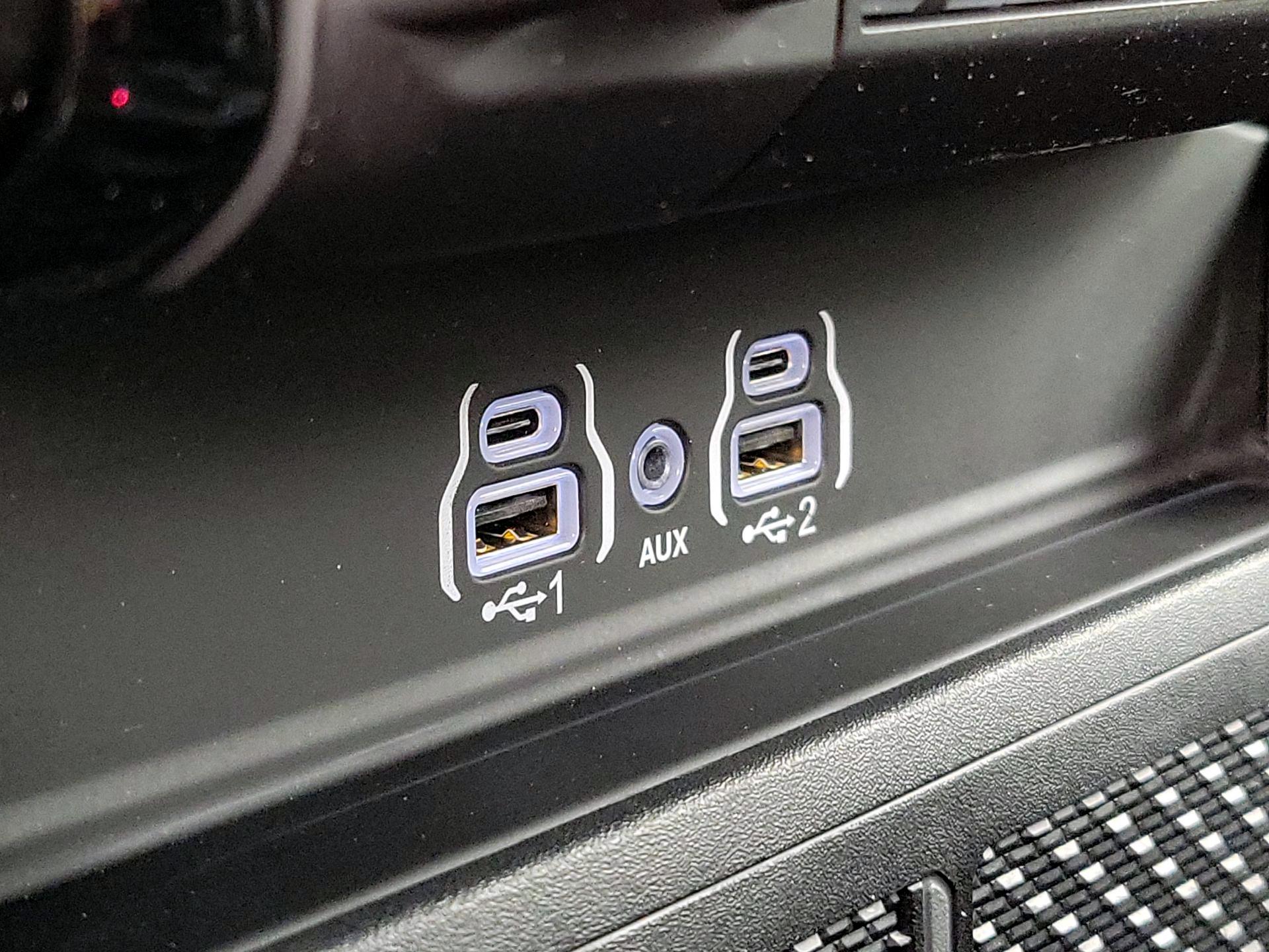 Thumbnail: 2026 RAM 1500 - 18