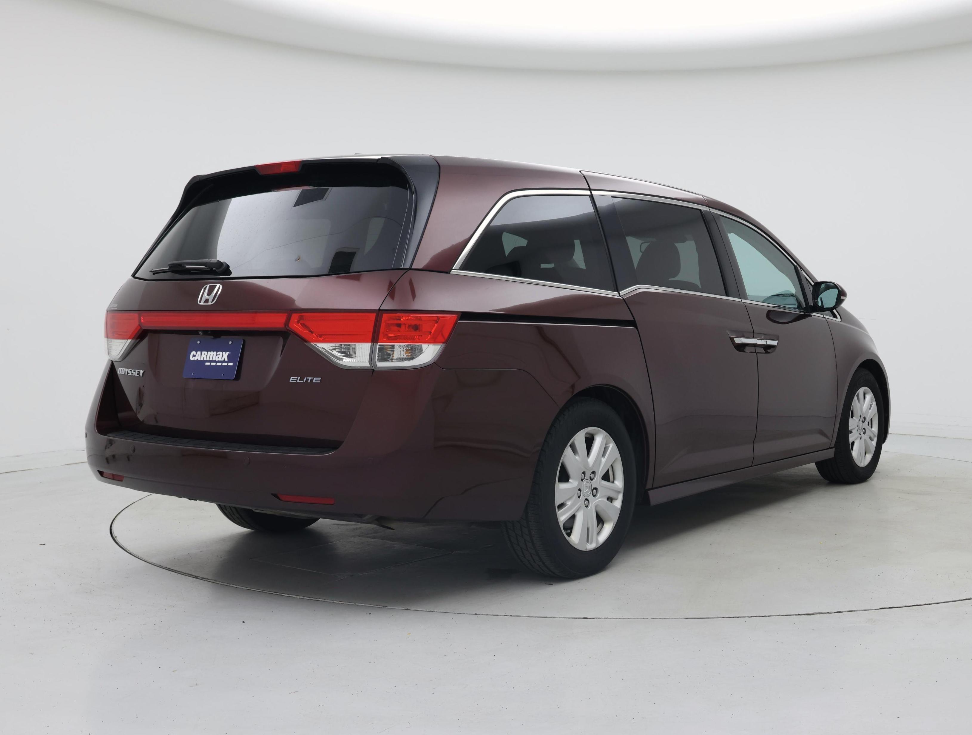 Thumbnail: 2015 Honda Odyssey - 8