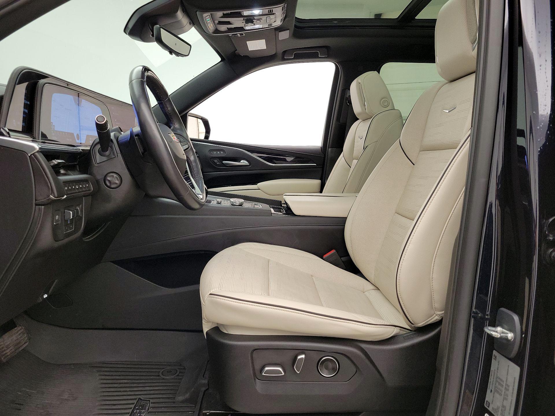 Thumbnail: 2023 Cadillac Escalade - 11