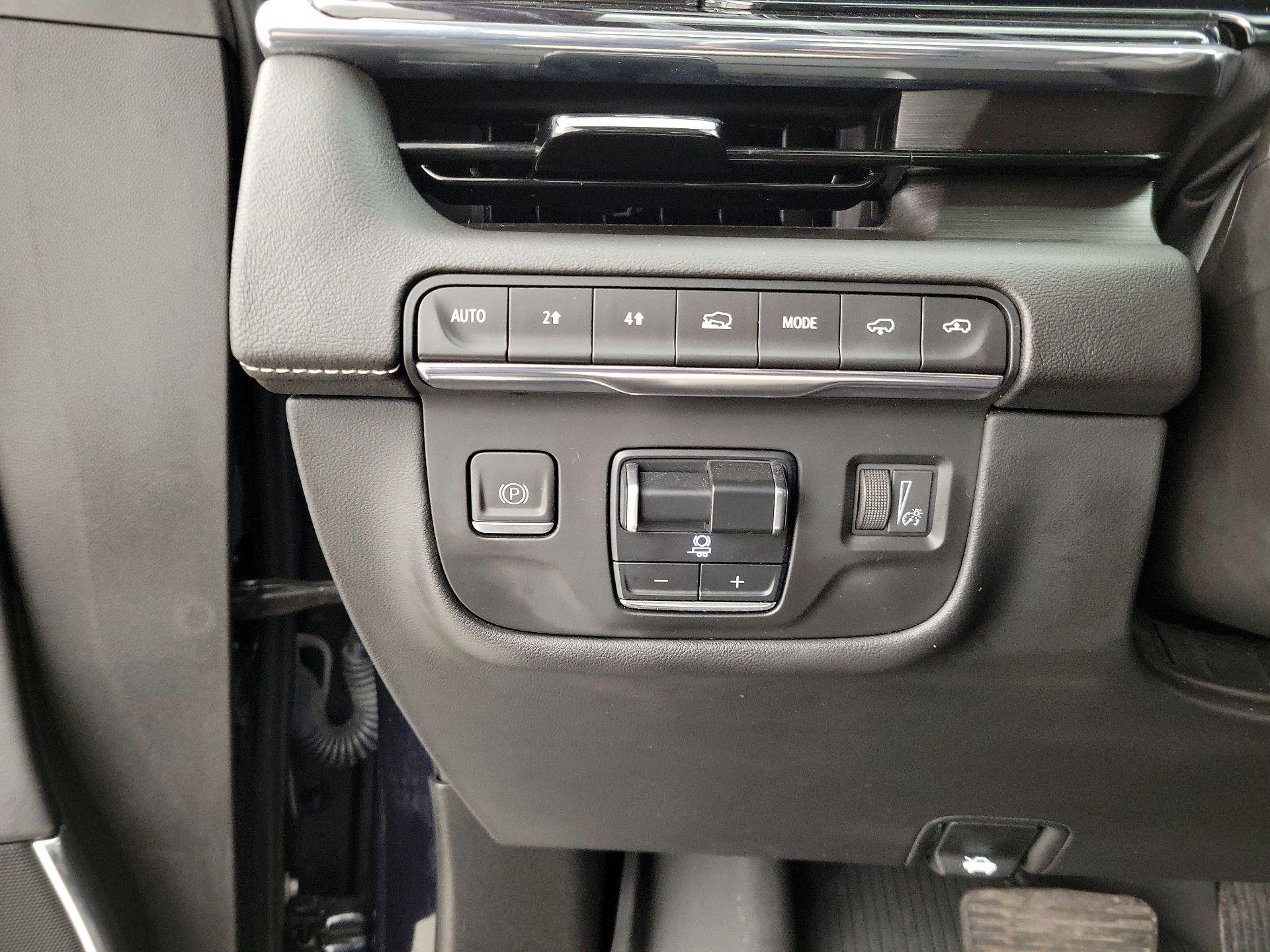 Thumbnail: 2023 Cadillac Escalade - 13