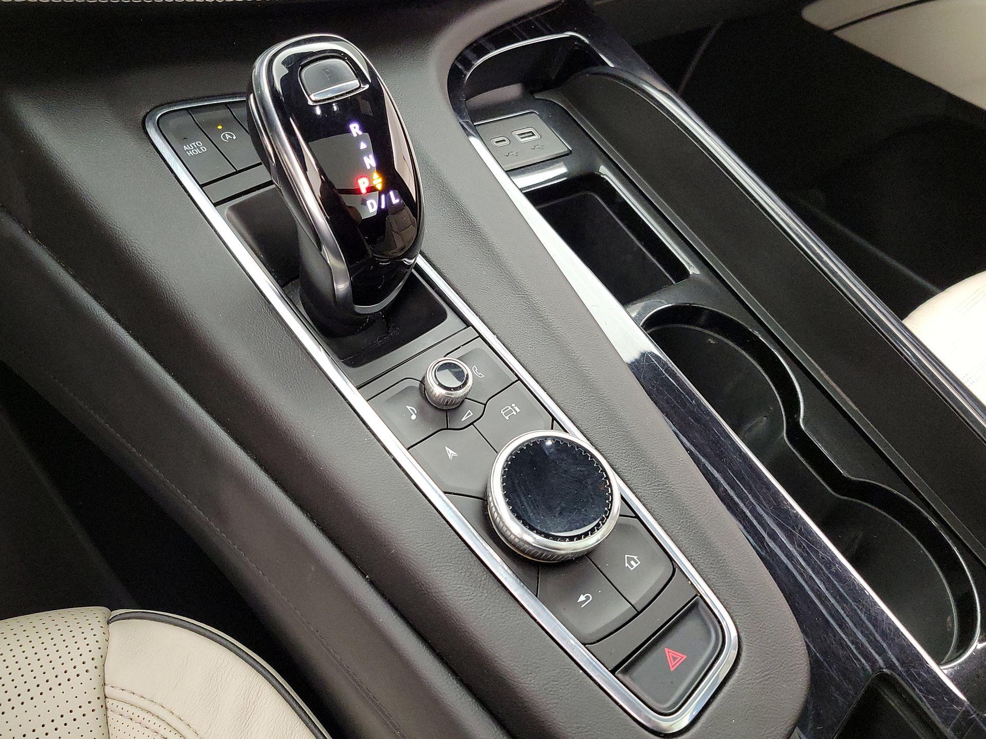 Thumbnail: 2023 Cadillac Escalade - 18