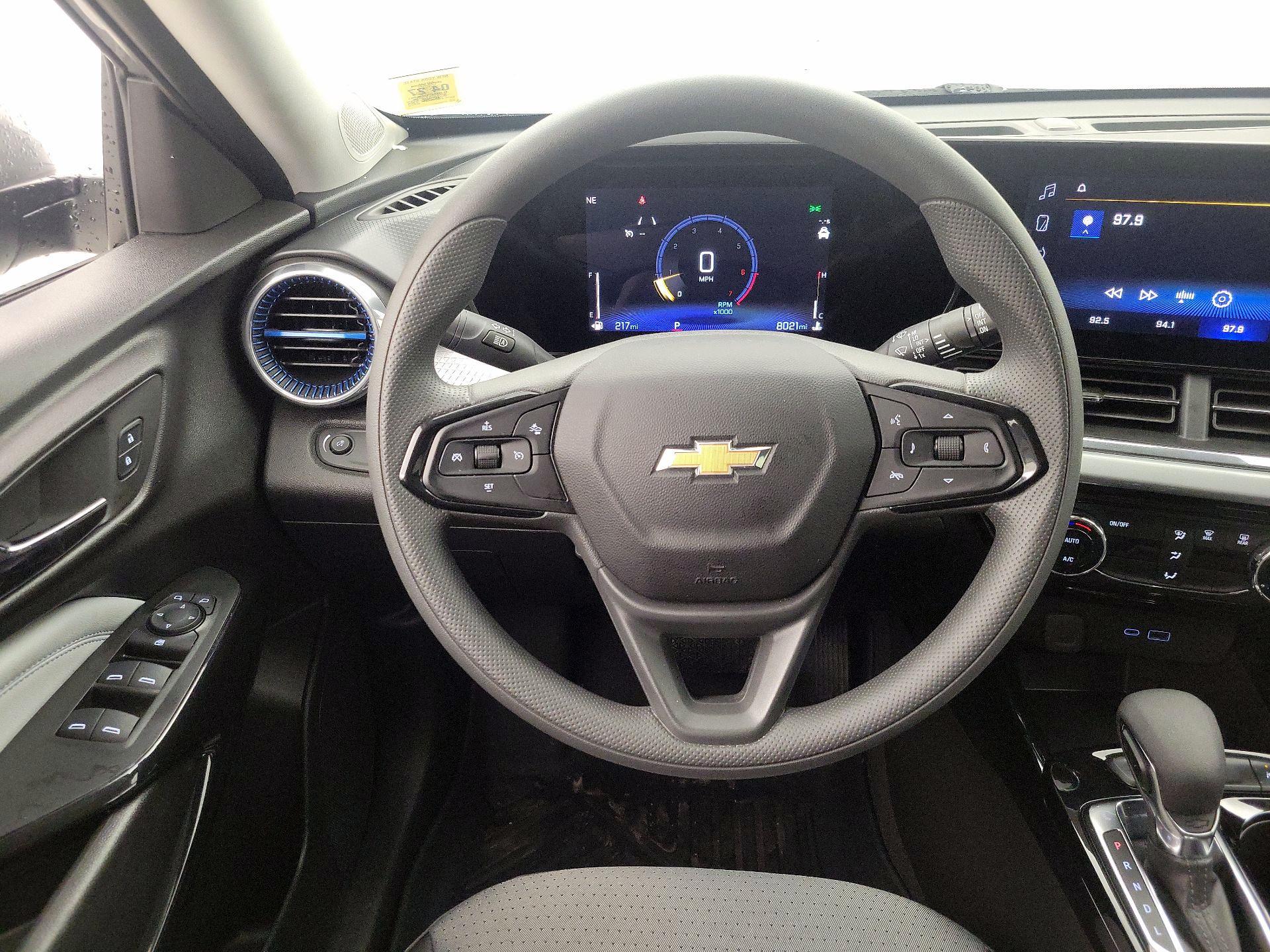 Thumbnail: 2025 Chevrolet Trax - 10