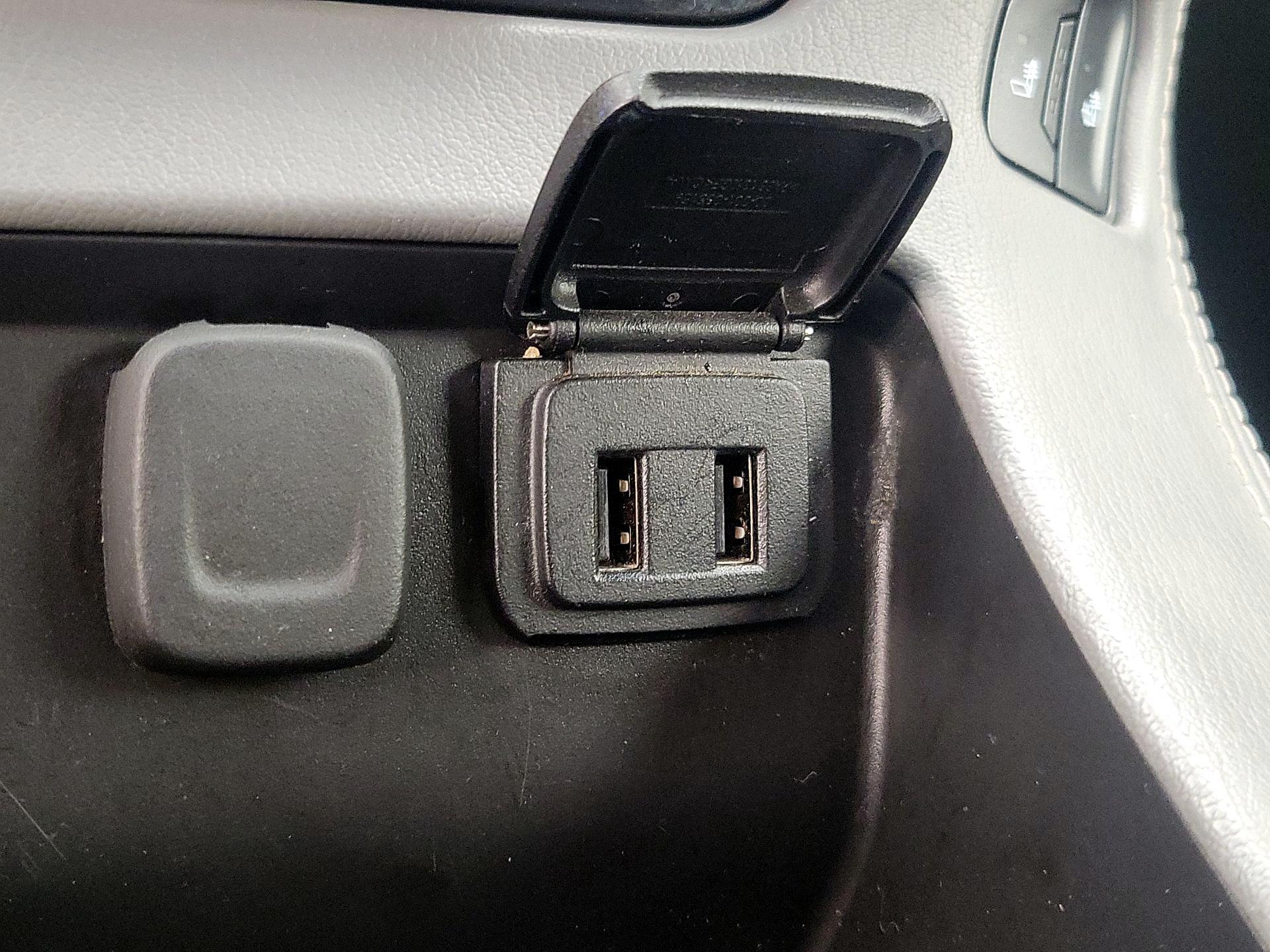 Thumbnail: 2018 Chevrolet Suburban - 19