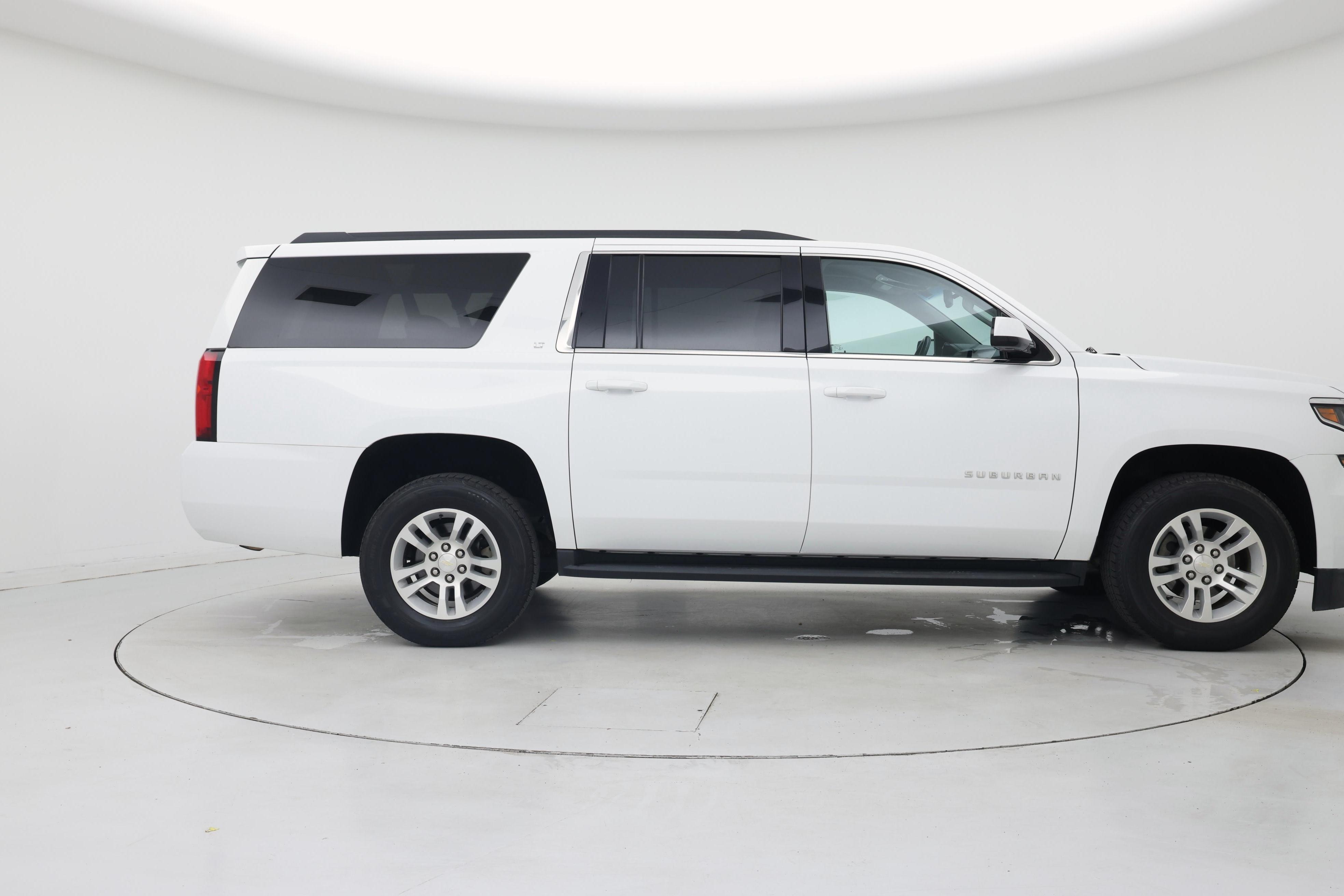 Thumbnail: 2018 Chevrolet Suburban - 7