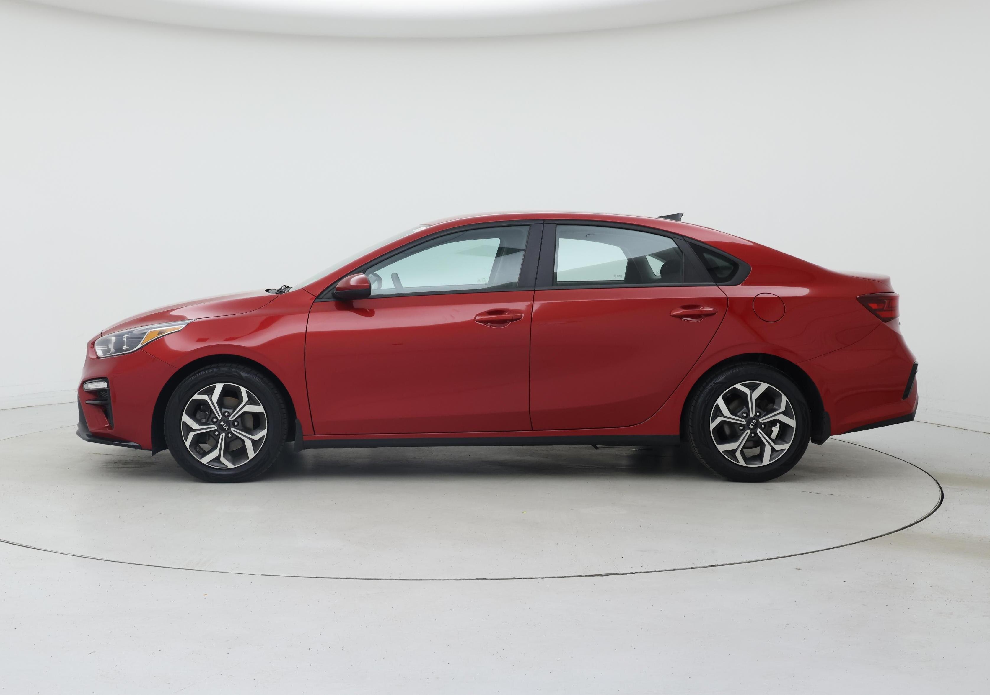 Thumbnail: 2021 Kia Forte - 3