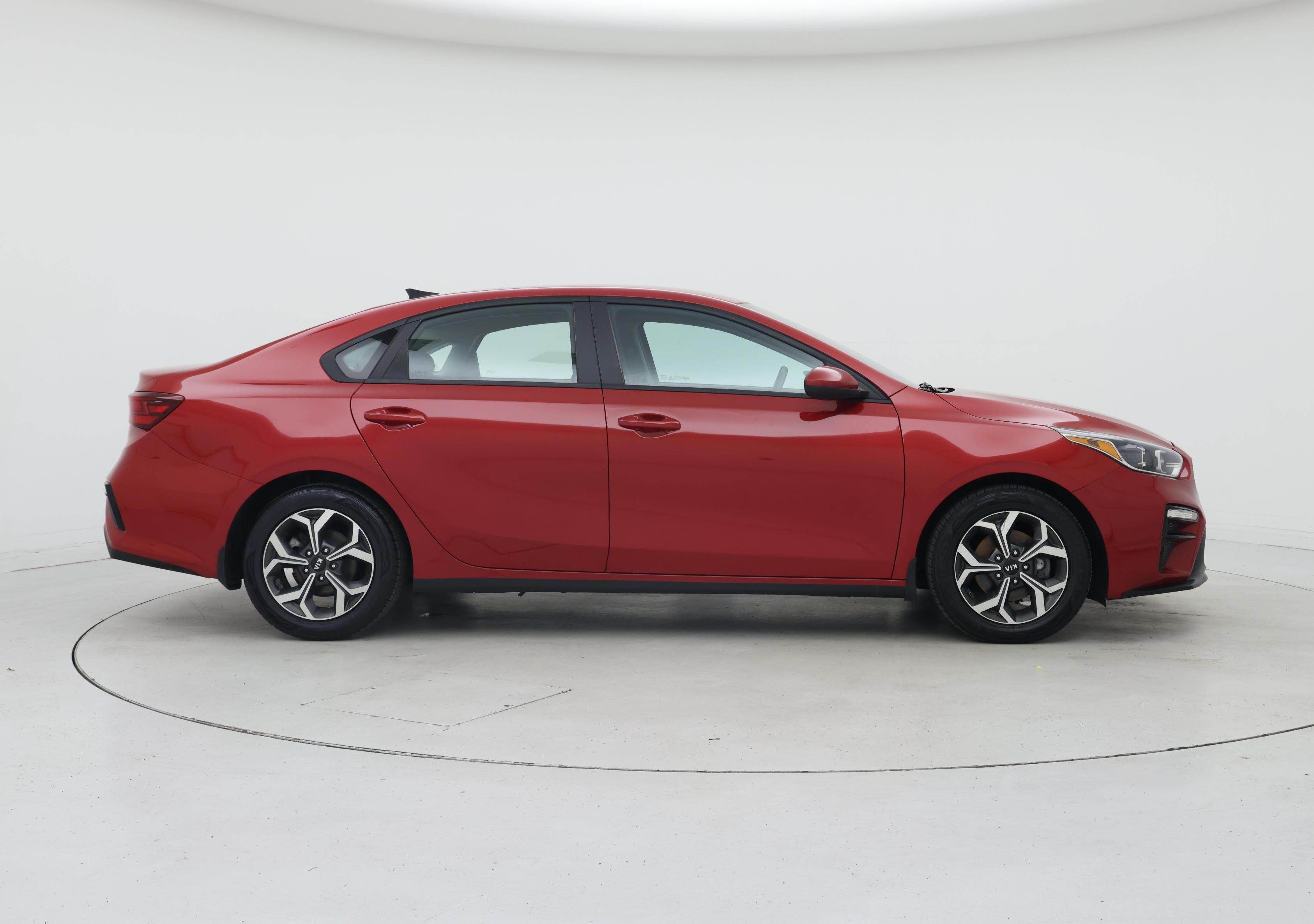 Thumbnail: 2021 Kia Forte - 7