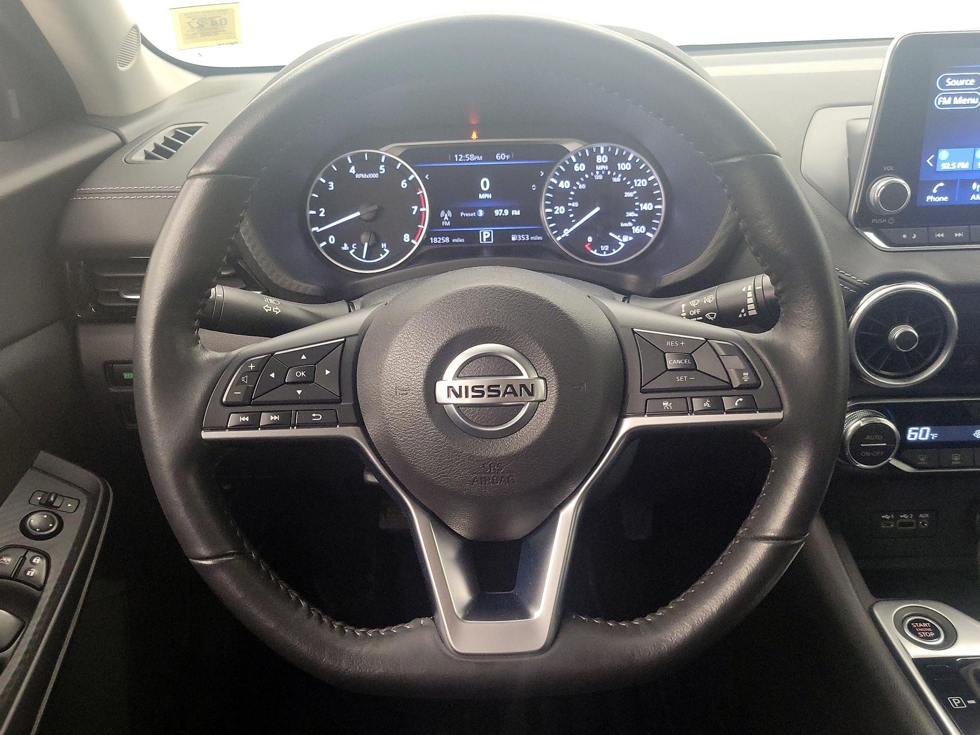 Thumbnail: 2023 Nissan Sentra - 10