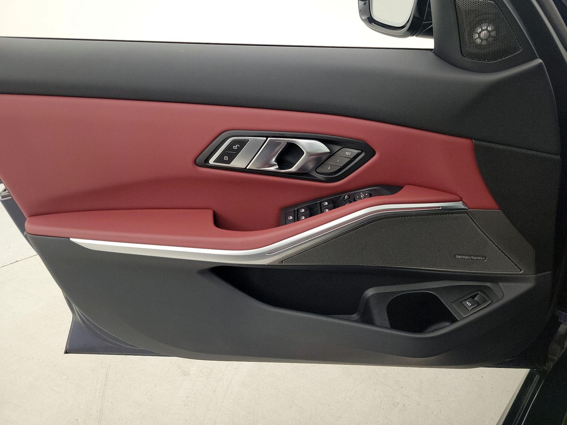 Thumbnail: 2023 BMW 3 Series - 12