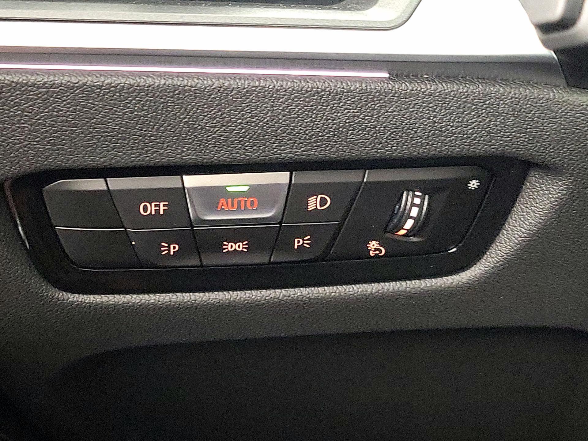 Thumbnail: 2023 BMW 3 Series - 13