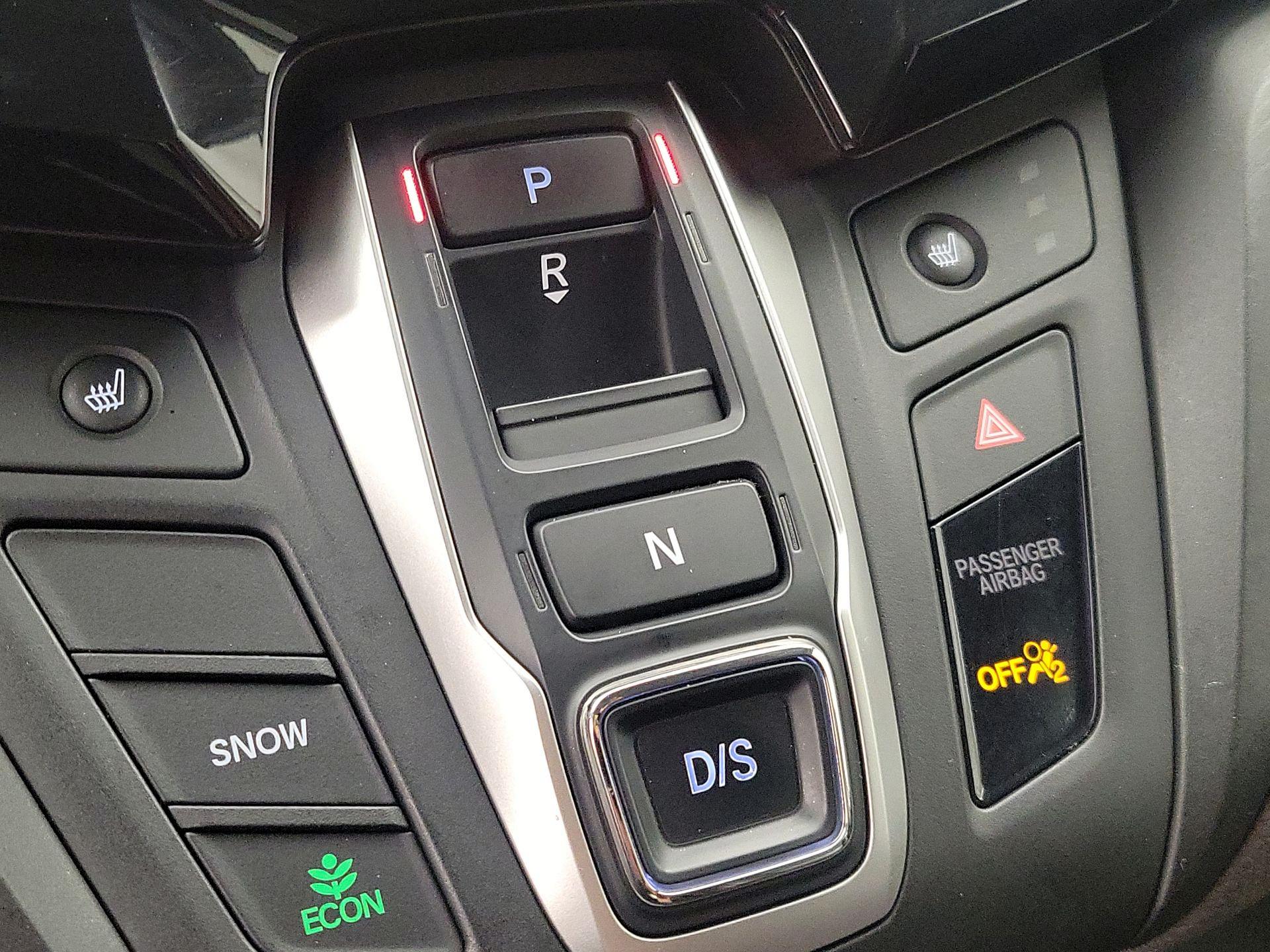 Thumbnail: 2018 Honda Odyssey - 17