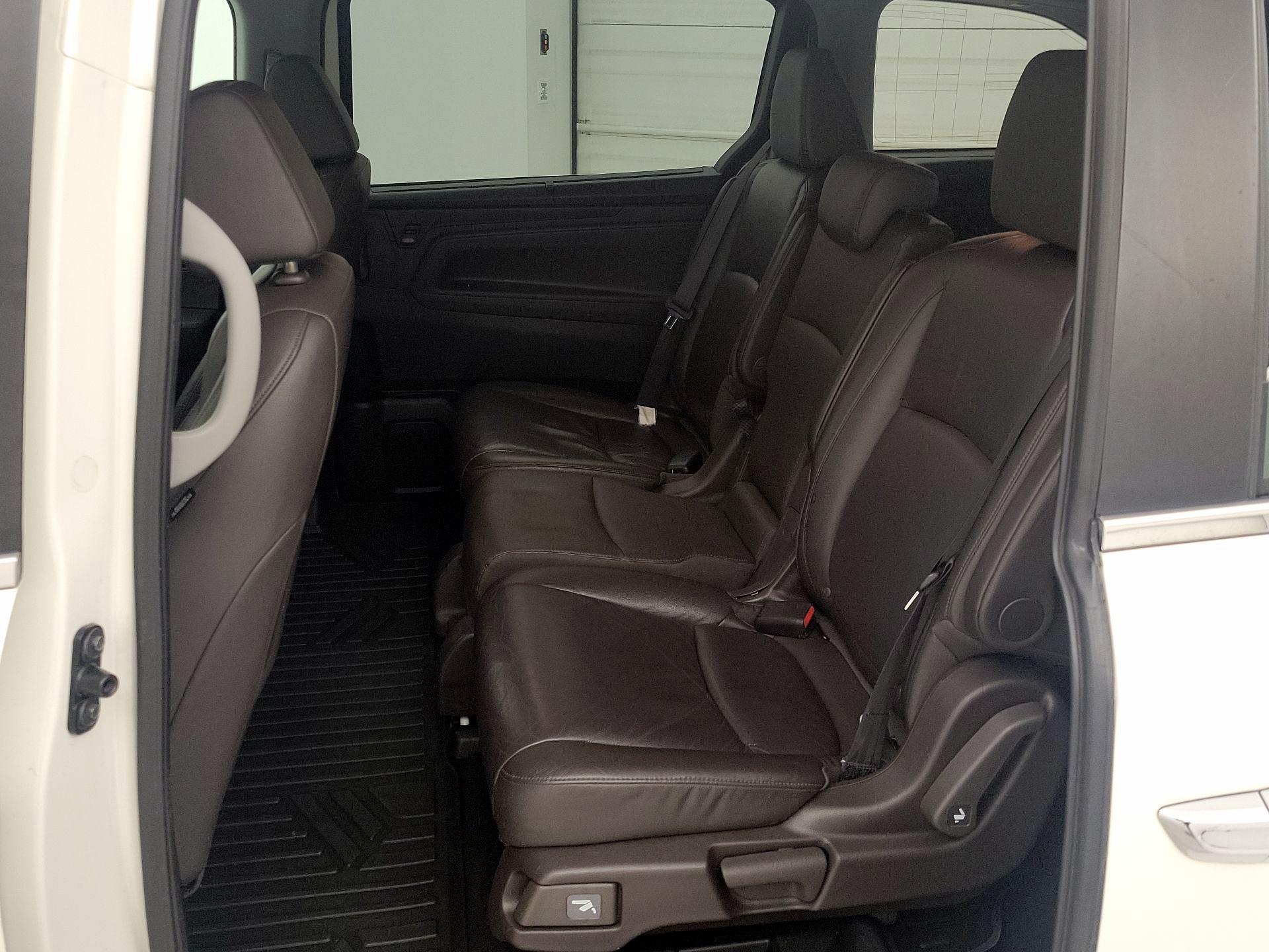 Thumbnail: 2018 Honda Odyssey - 20