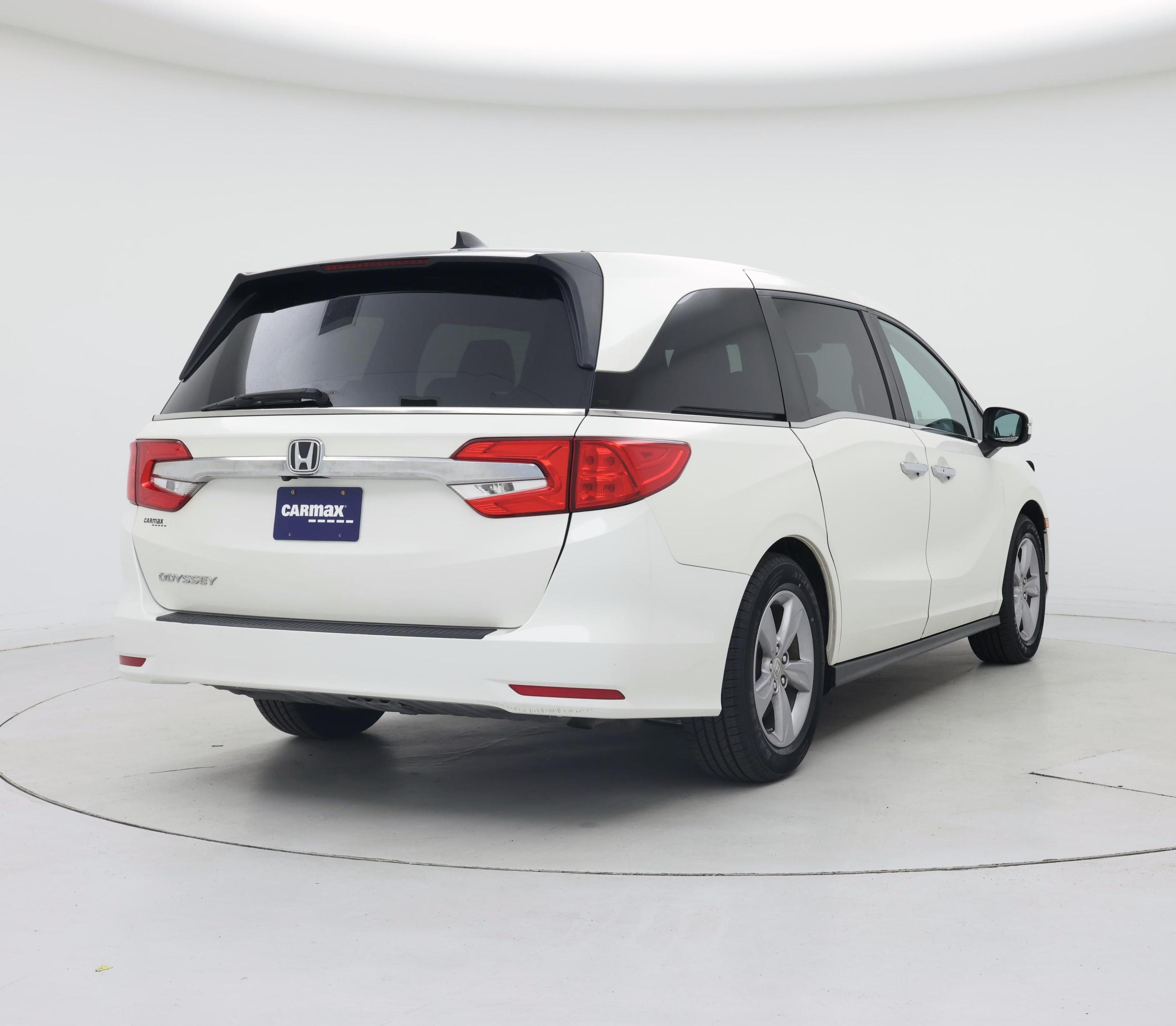 Thumbnail: 2018 Honda Odyssey - 8