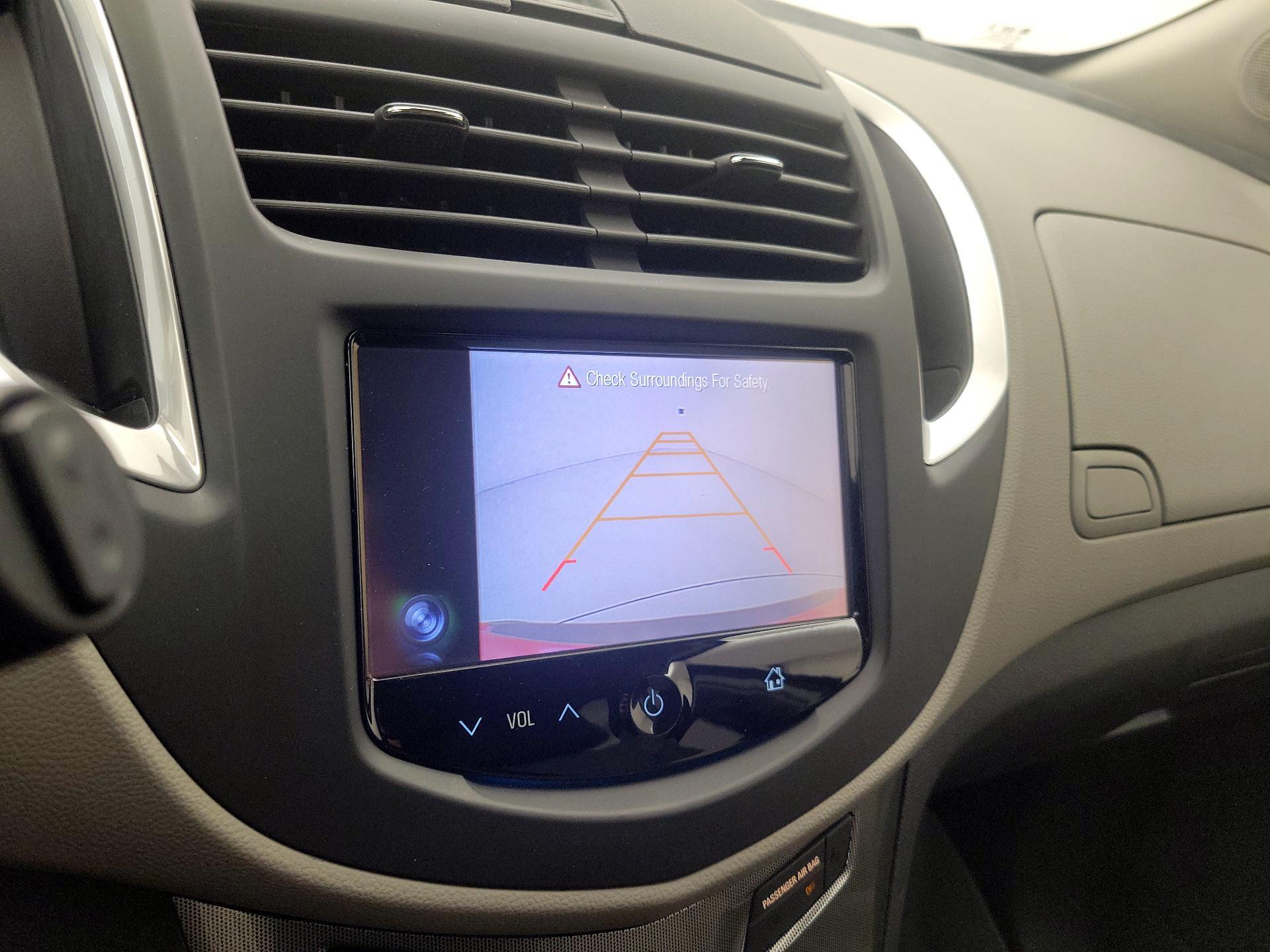 Thumbnail: 2015 Chevrolet Trax - 12