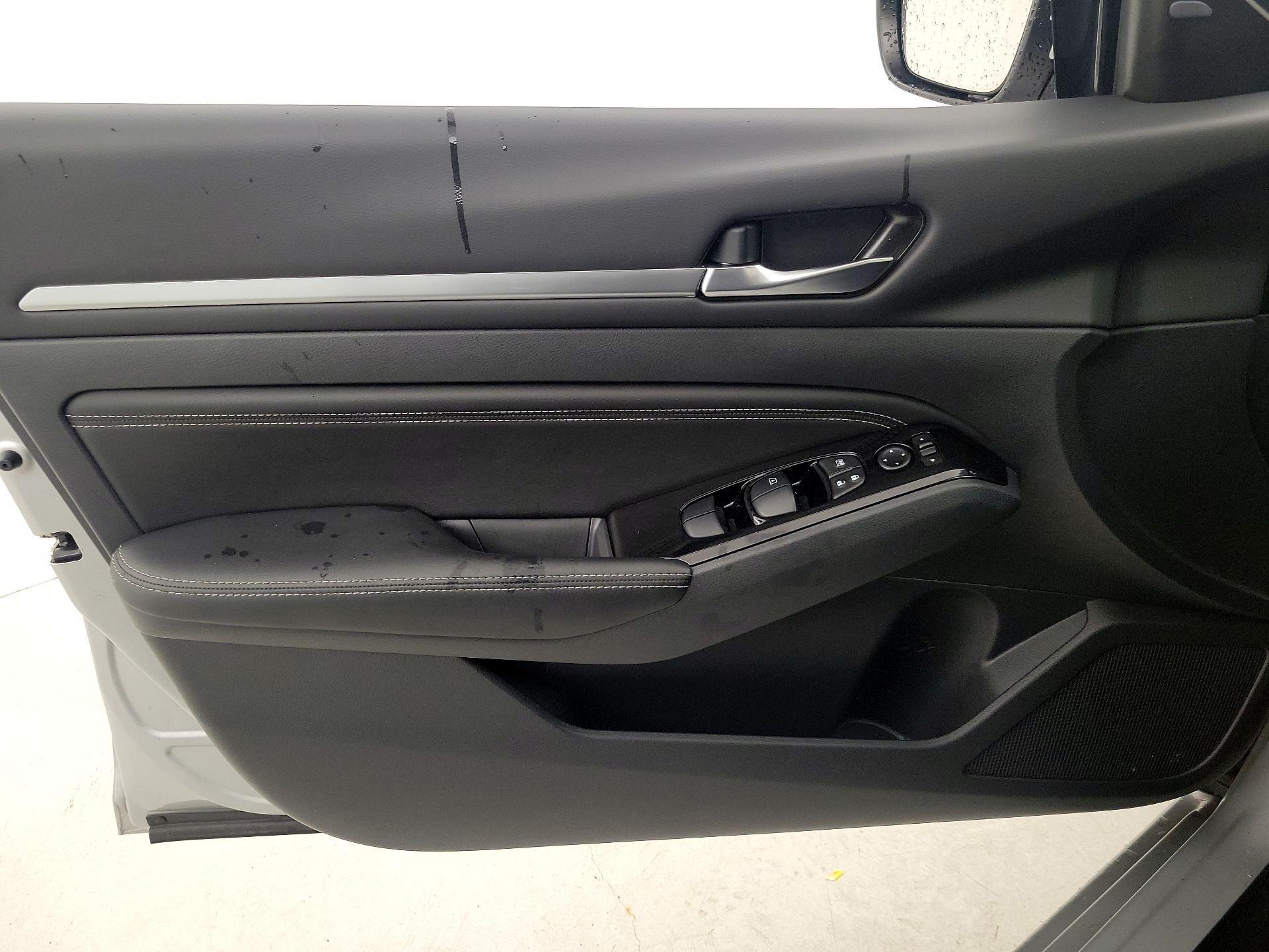 Thumbnail: 2023 Nissan Altima - 12