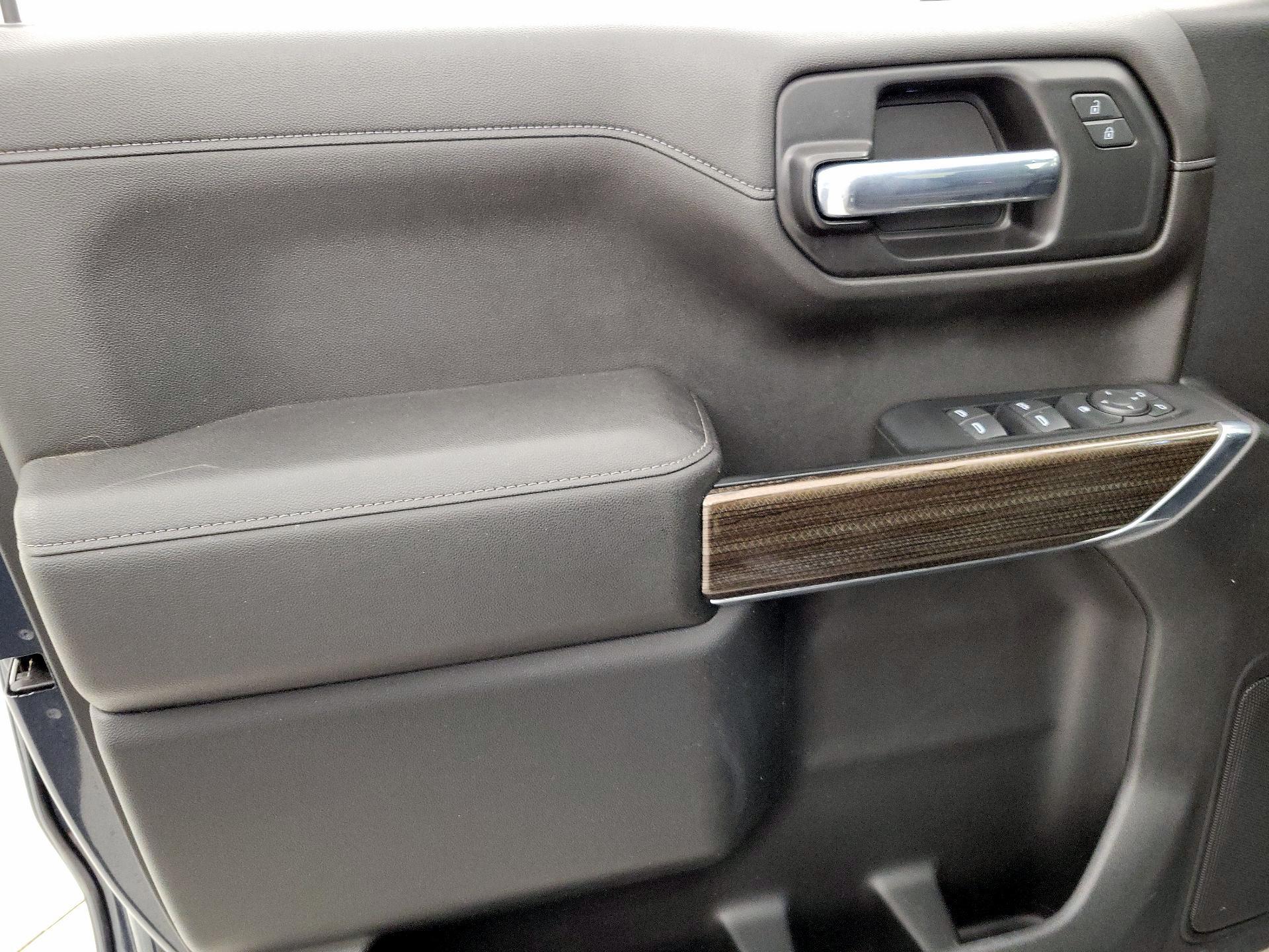 Thumbnail: 2022 Chevrolet Silverado 1500 - 12