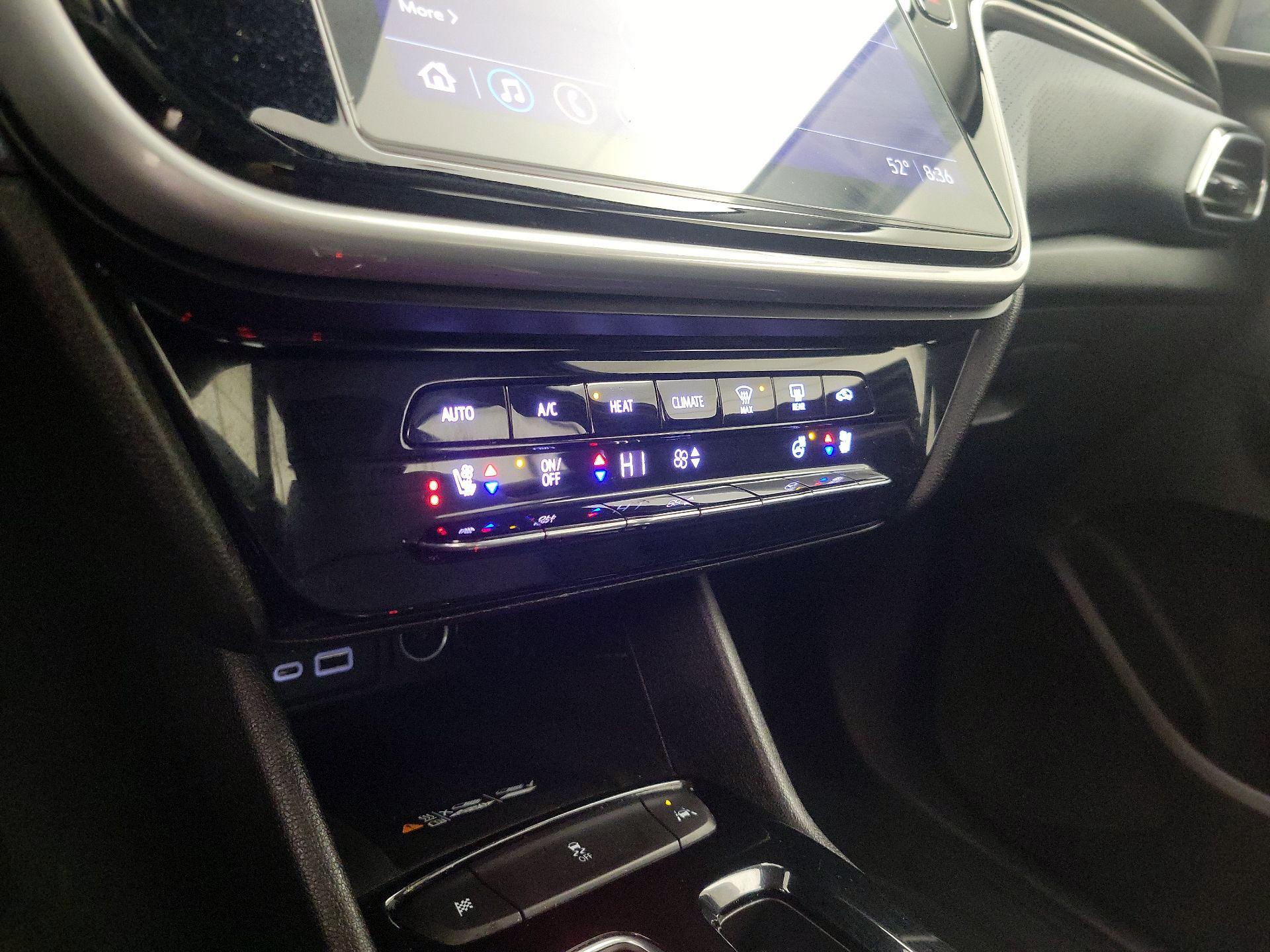 Thumbnail: 2022 Chevrolet Bolt EUV - 16