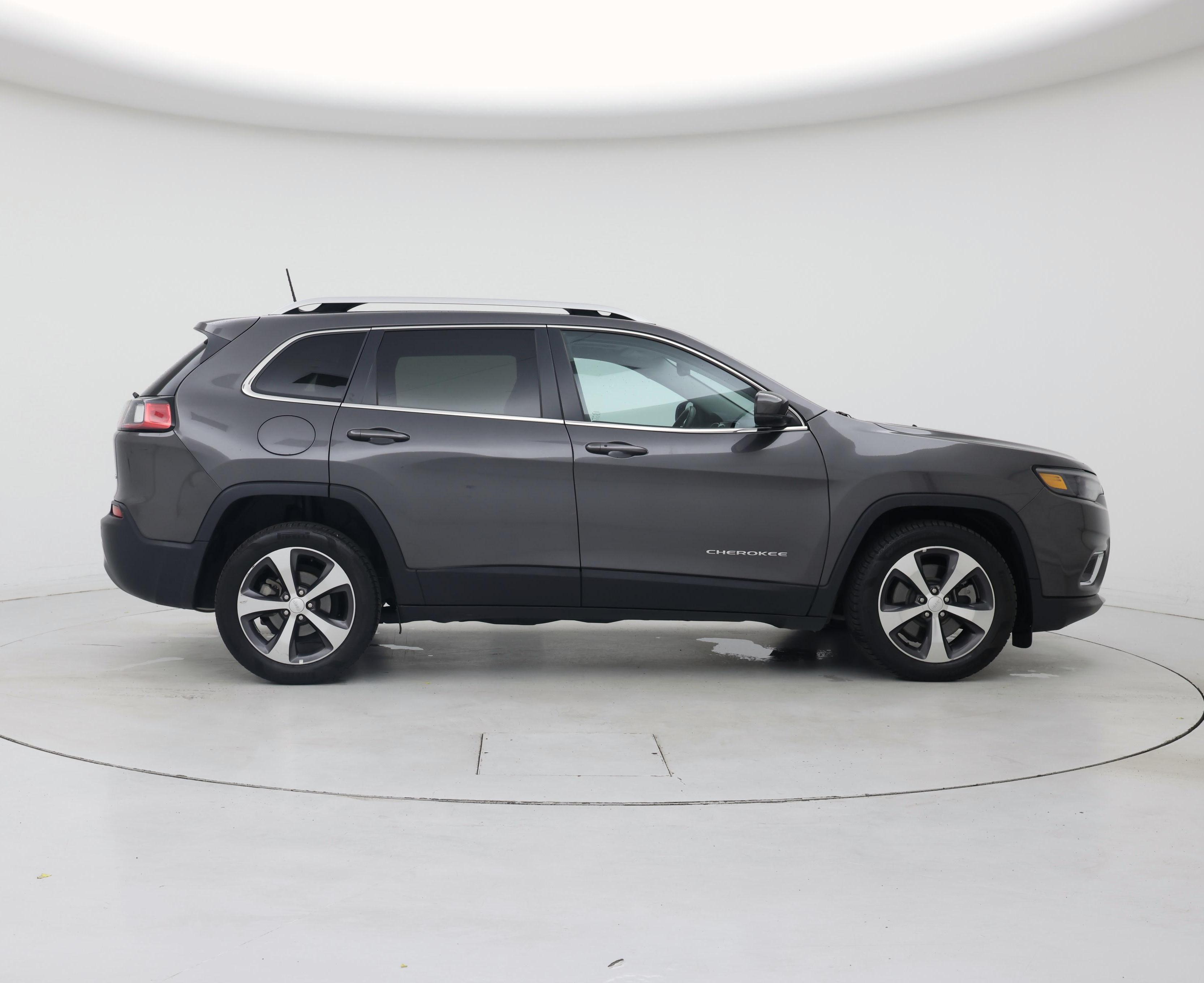 Thumbnail: 2019 Jeep Cherokee - 7