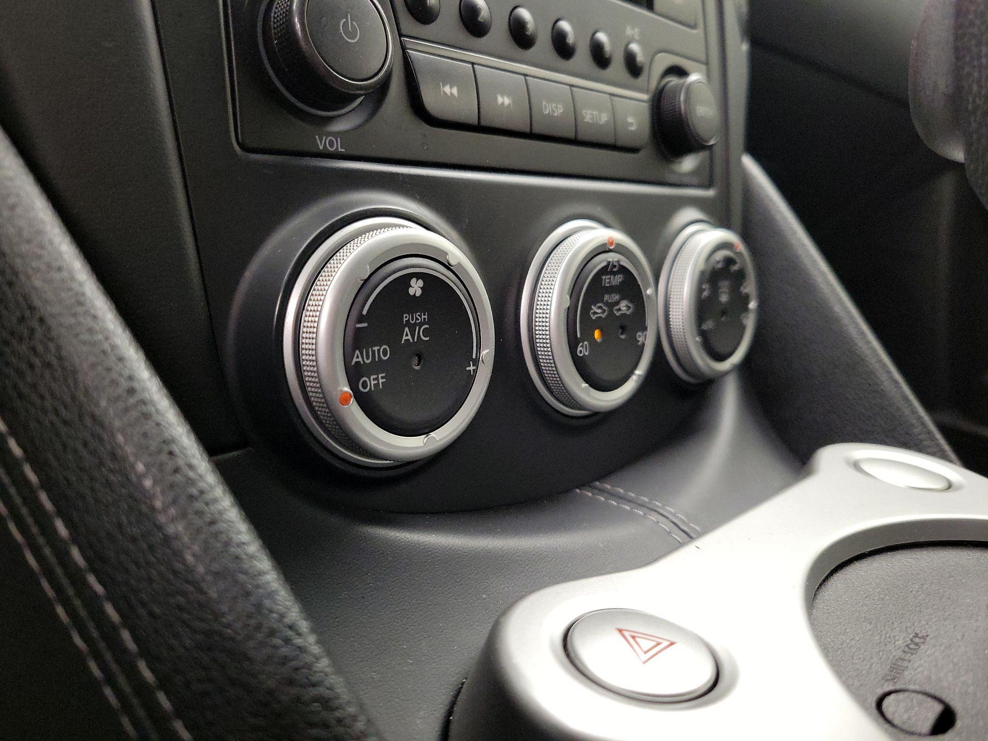 Thumbnail: 2017 Nissan Z - 16