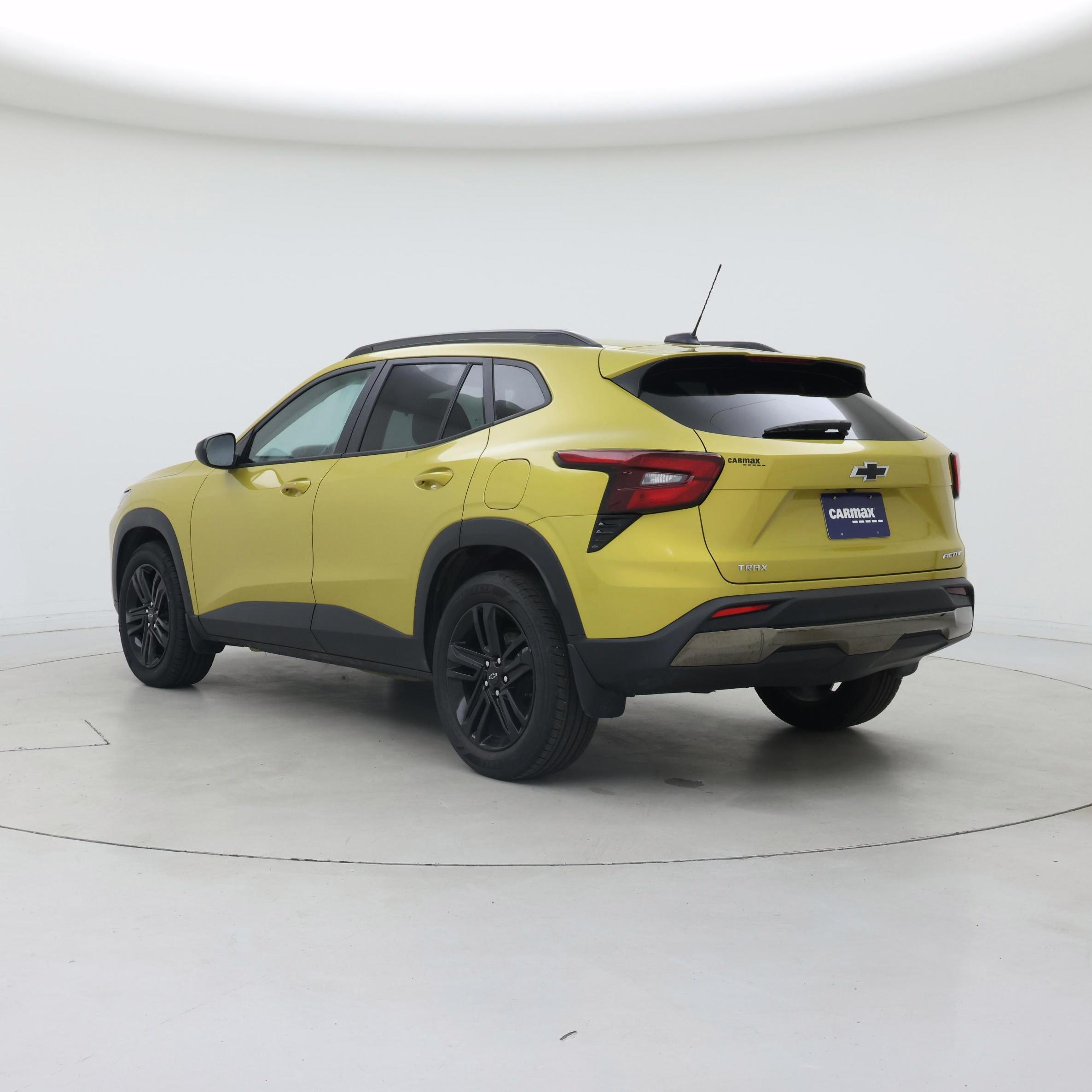 Thumbnail: 2024 Chevrolet Trax - 2