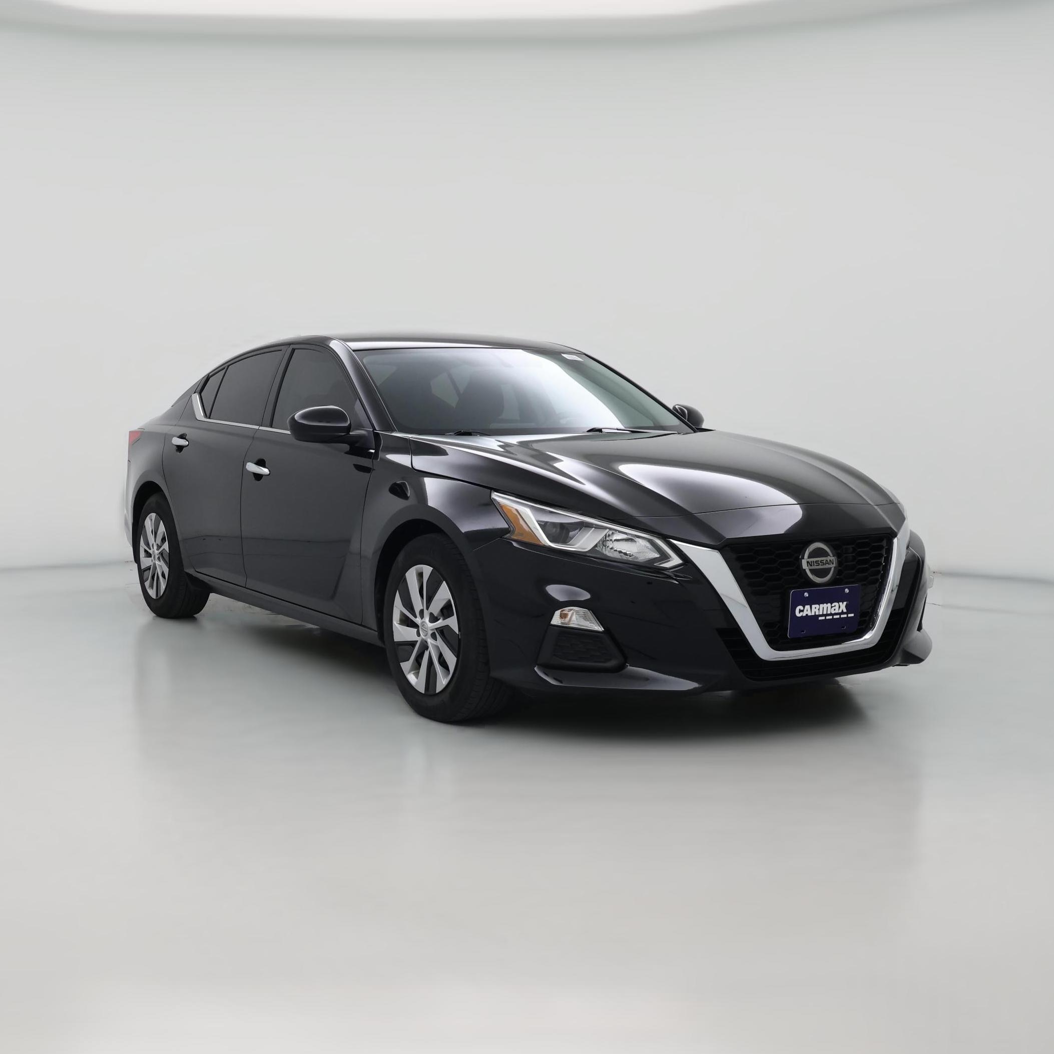 Thumbnail: 2020 Nissan Altima - 1