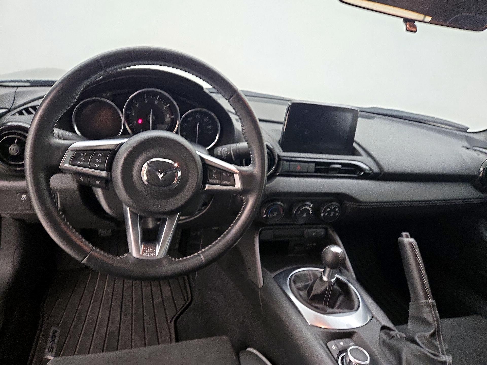 Thumbnail: 2022 Mazda MX-5 Miata - 9