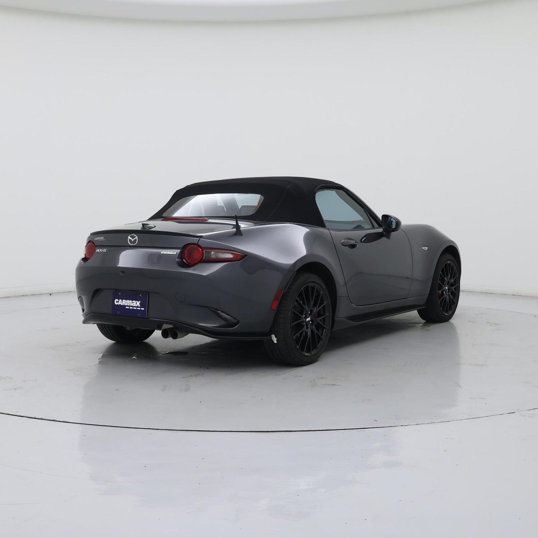 Thumbnail: 2022 Mazda MX-5 Miata - 8