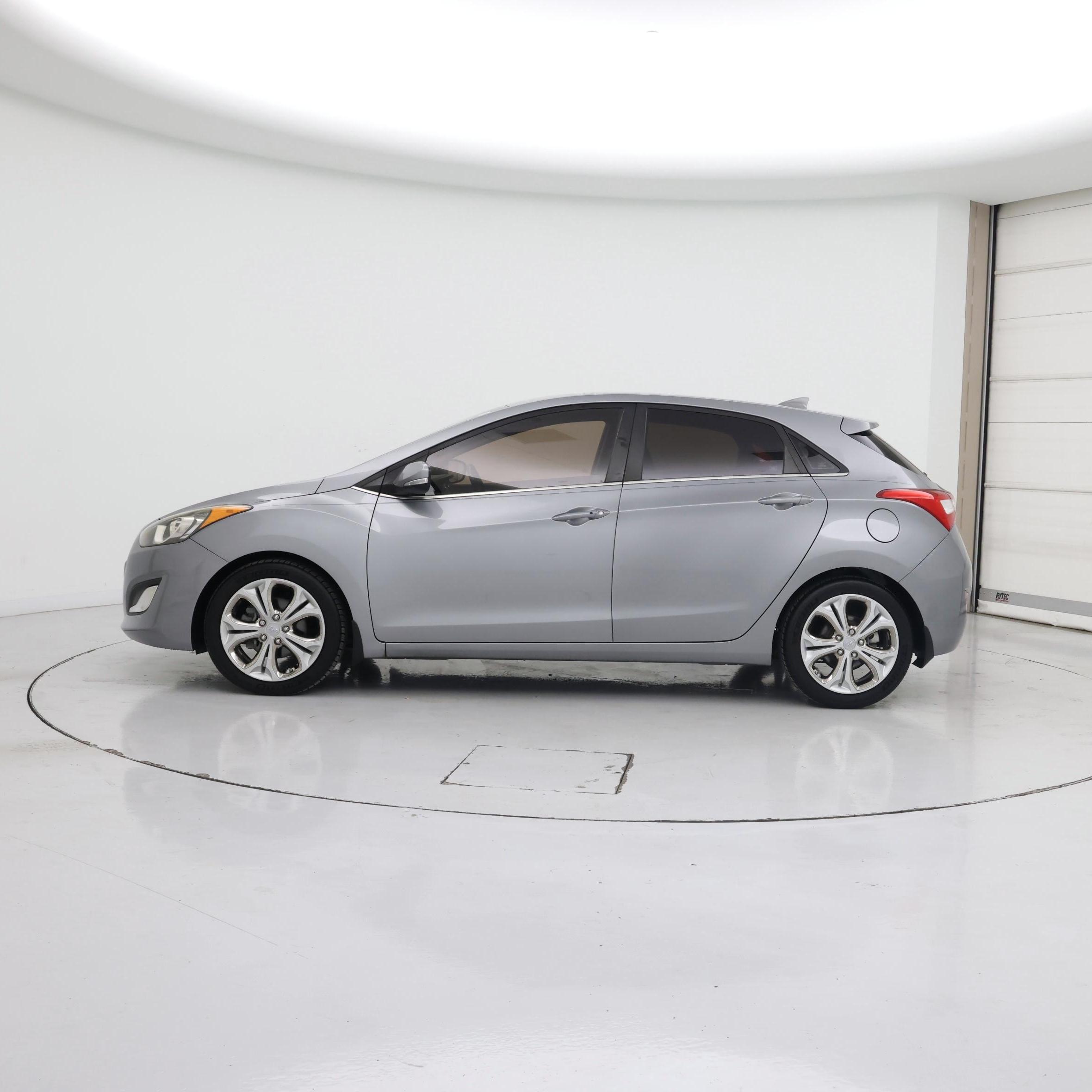 Thumbnail: 2014 Hyundai Elantra - 3