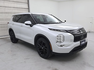 2022 Mitsubishi Outlander ES