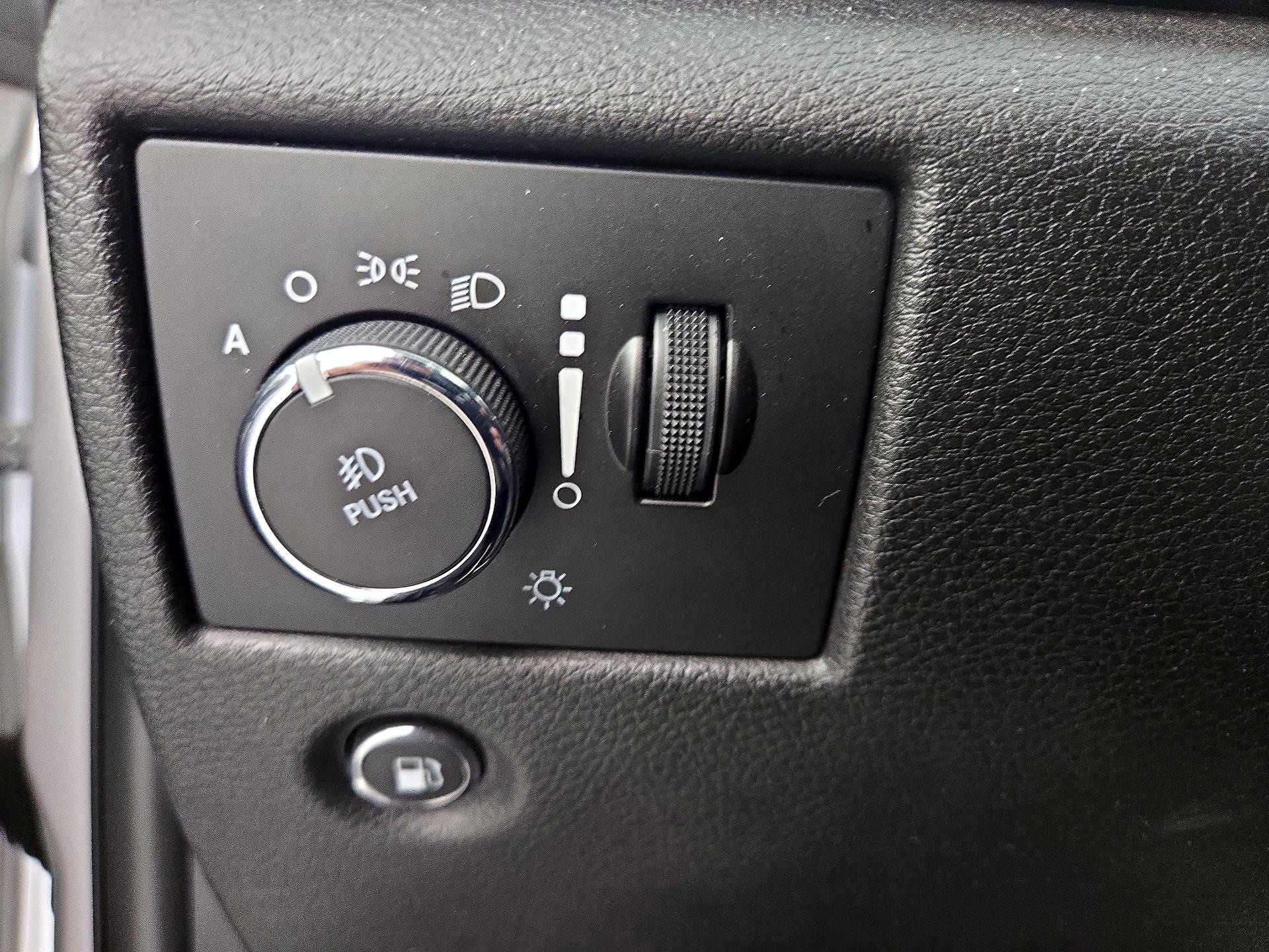 Thumbnail: 2018 Jeep Grand Cherokee - 13