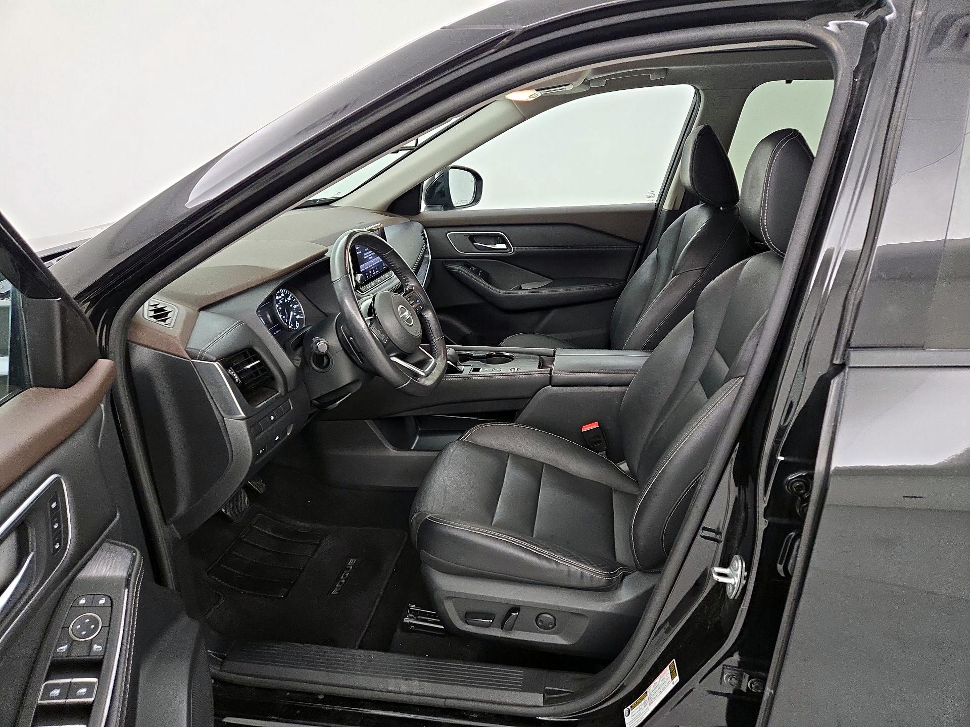 Thumbnail: 2021 Nissan Rogue - 9