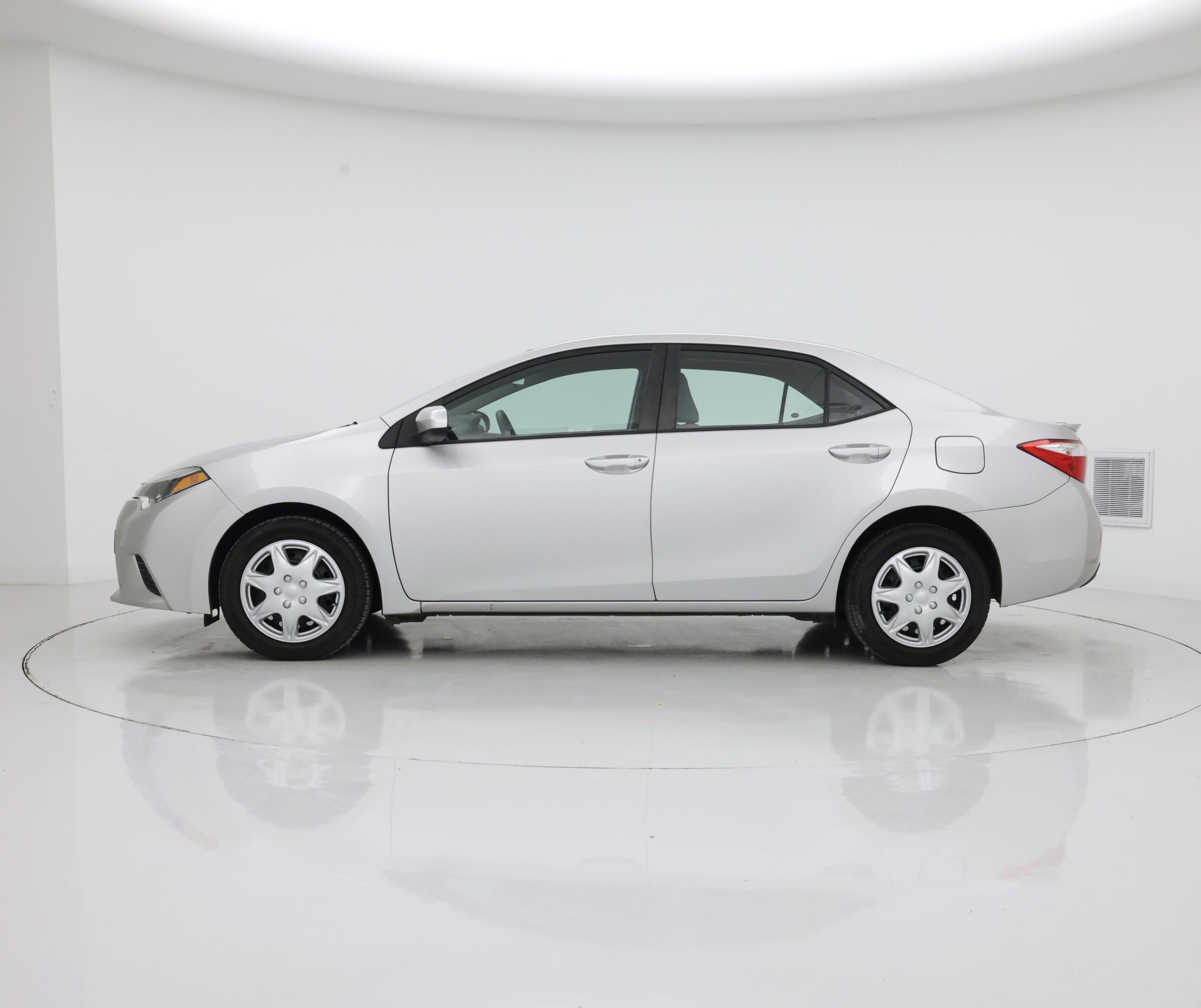 Thumbnail: 2014 Toyota Corolla - 3