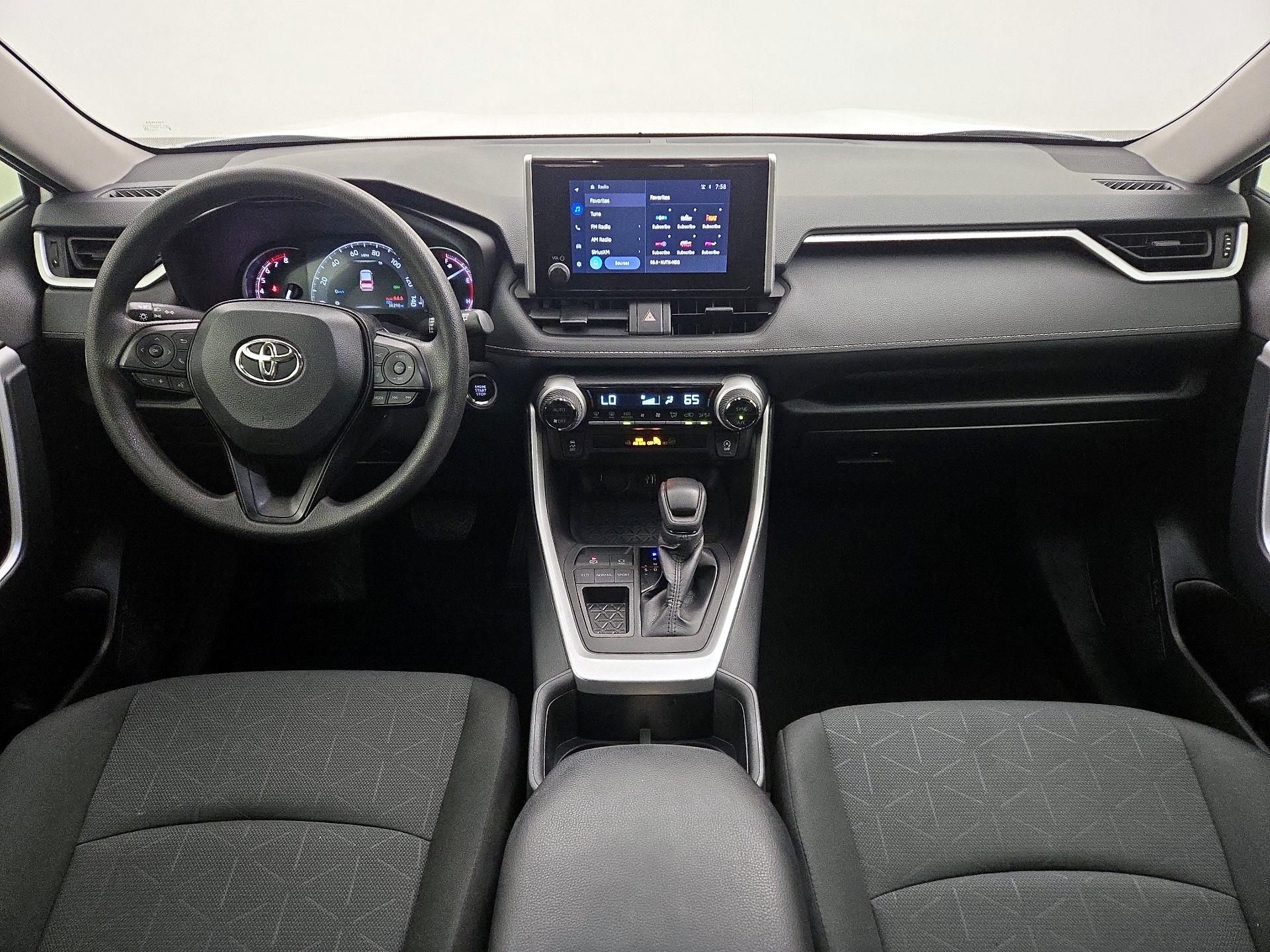 Thumbnail: 2024 Toyota RAV4 - 9