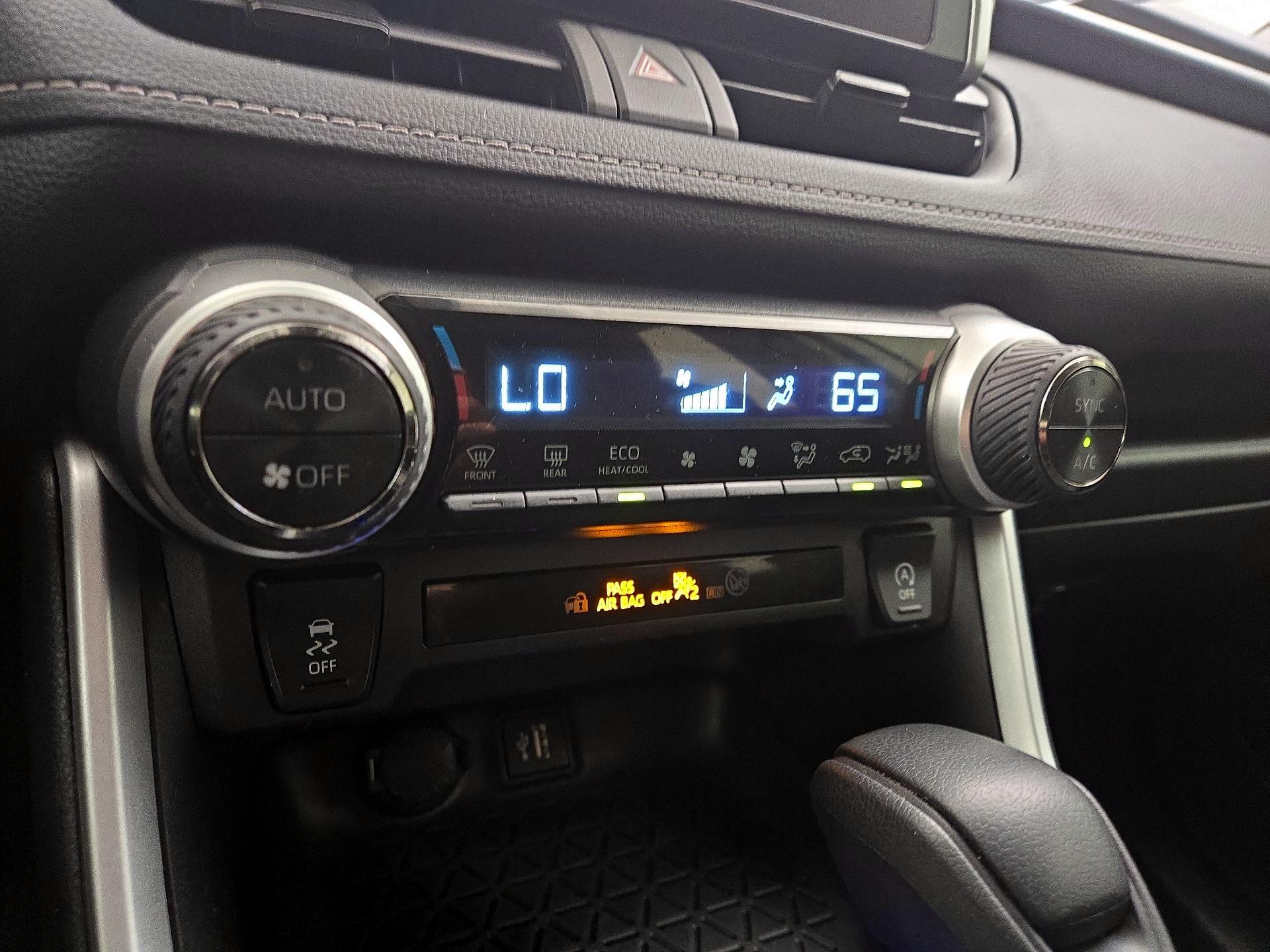 Thumbnail: 2024 Toyota RAV4 - 16