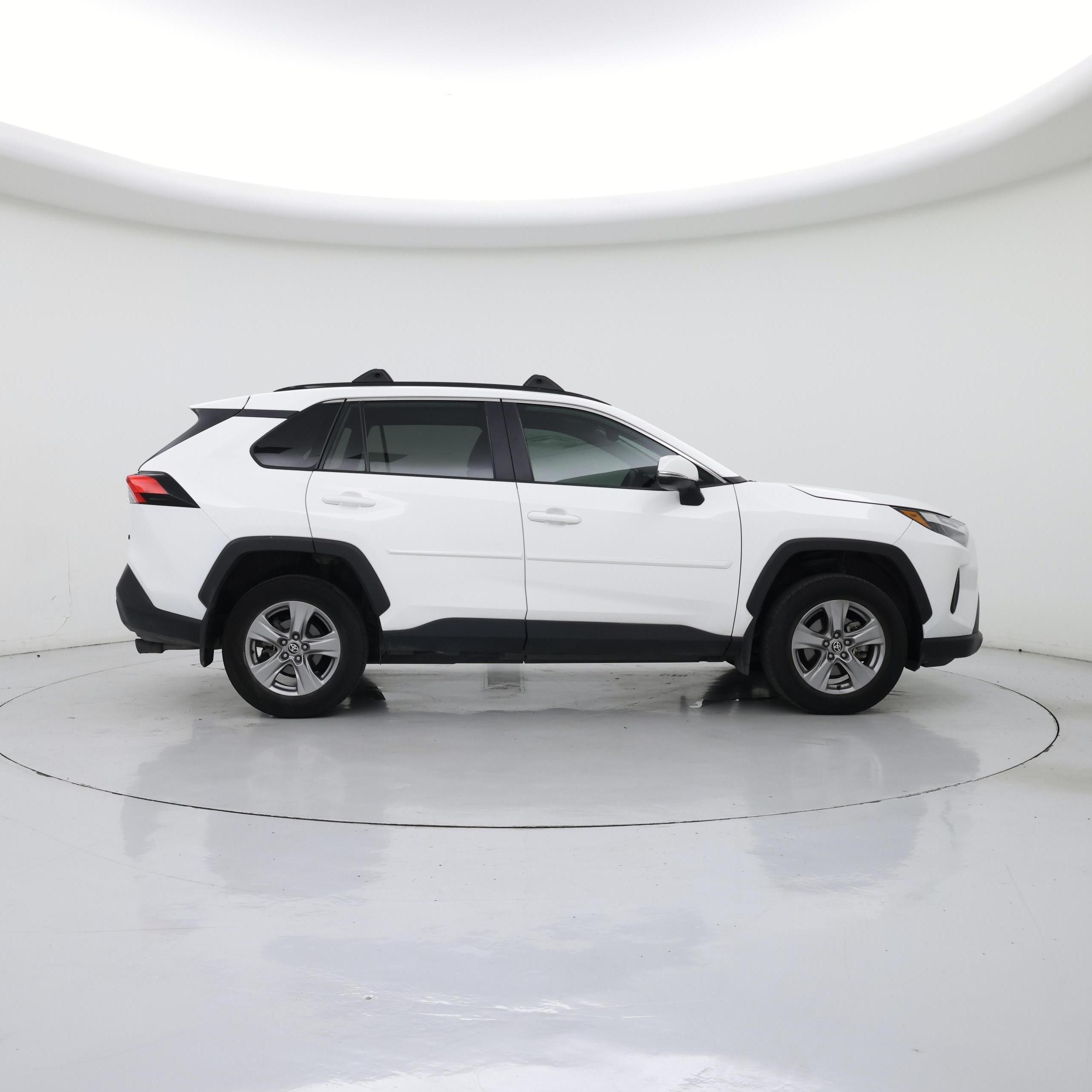 Thumbnail: 2024 Toyota RAV4 - 7