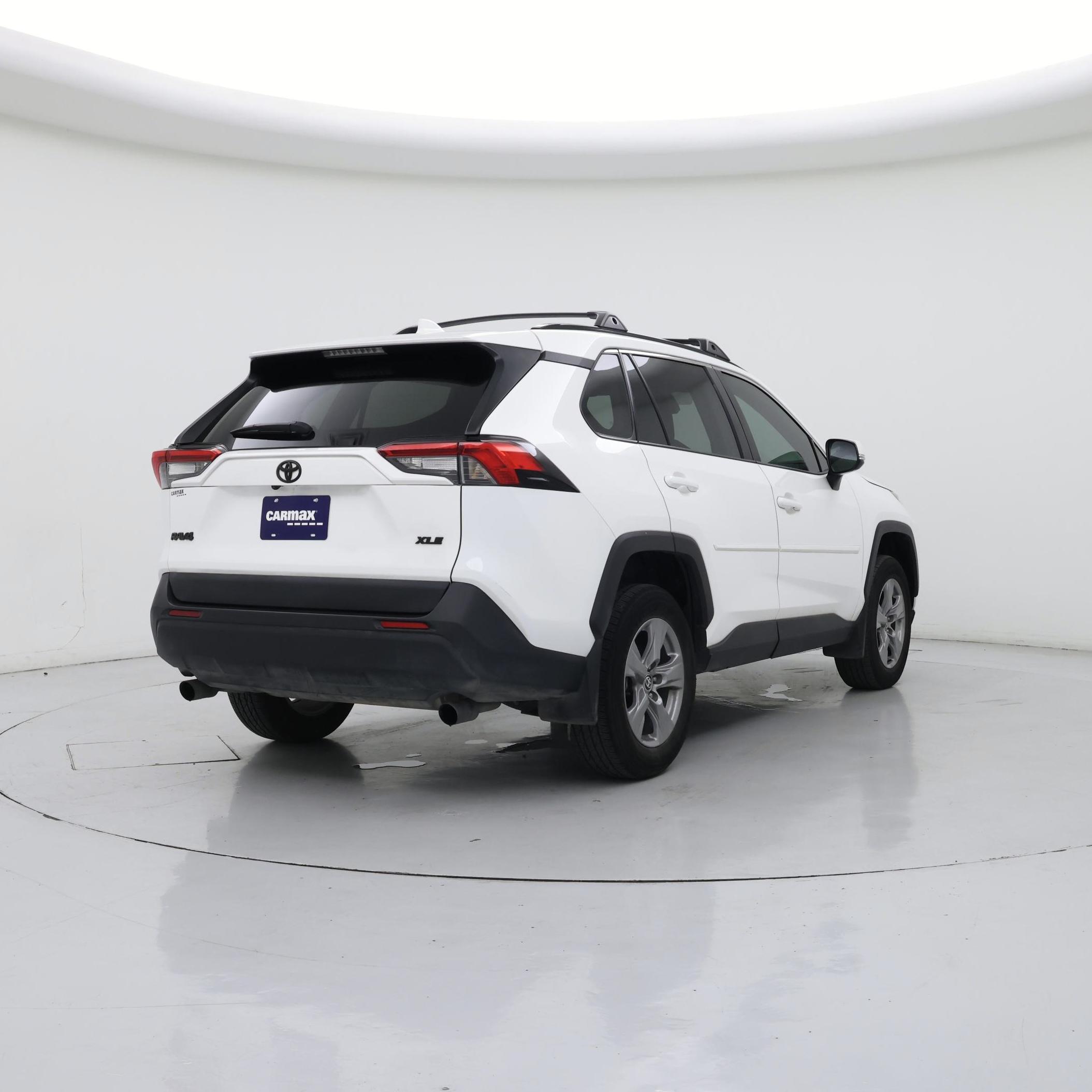 Thumbnail: 2024 Toyota RAV4 - 8