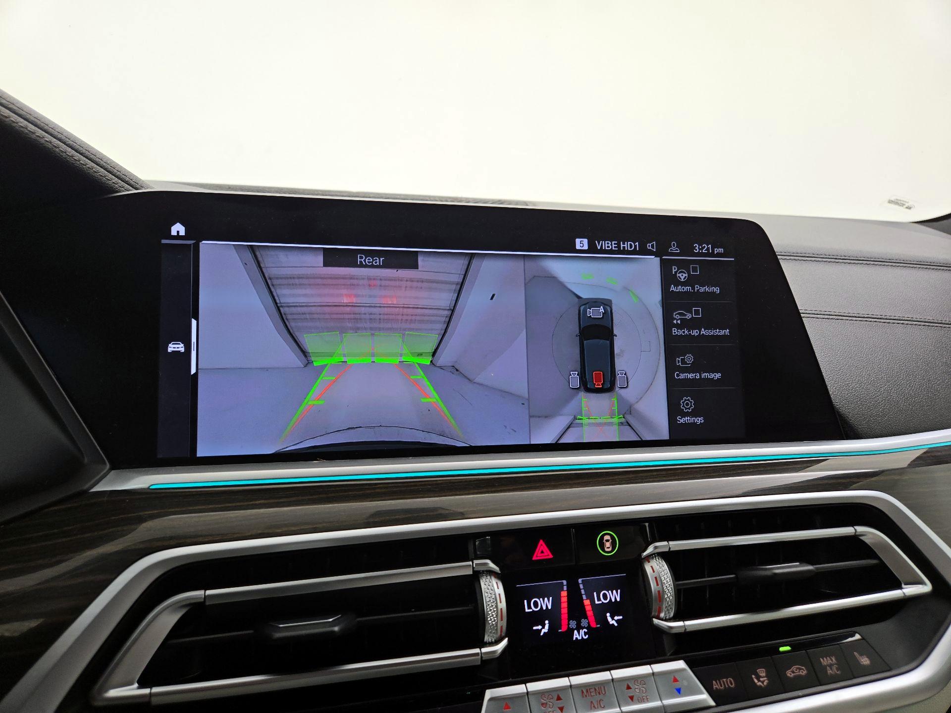 Thumbnail: 2021 BMW X5 - 13