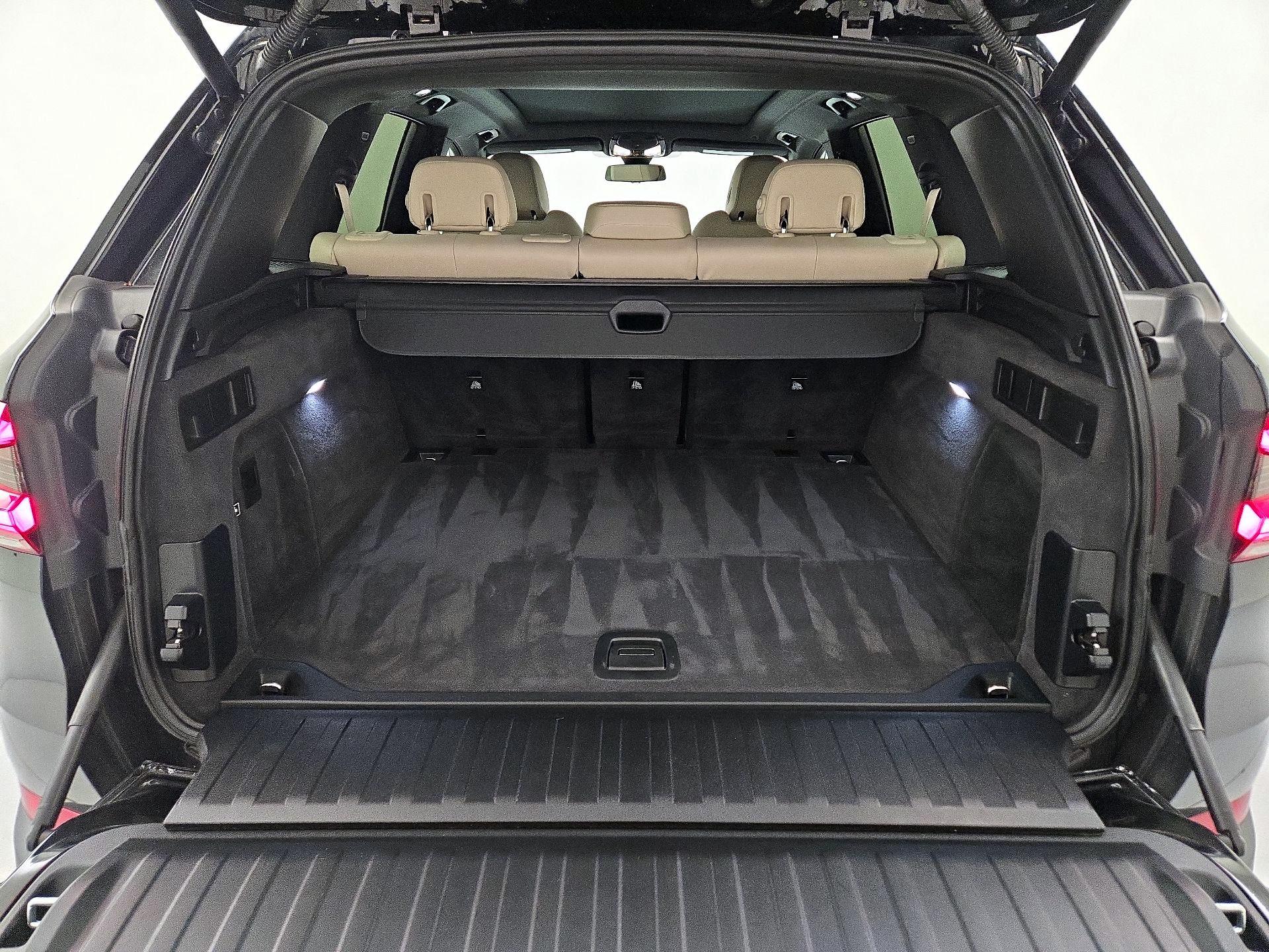 Thumbnail: 2021 BMW X5 - 20